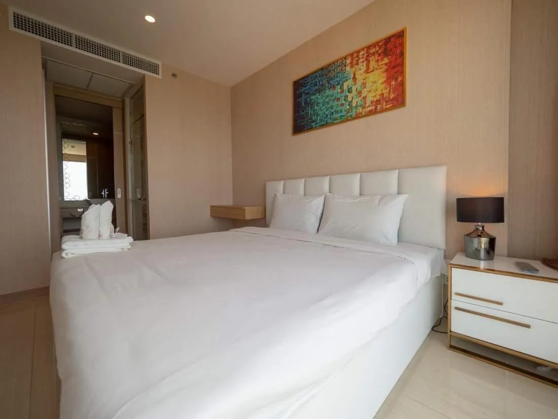 Bed in Riviera Jomtien by Daisy Pattaya