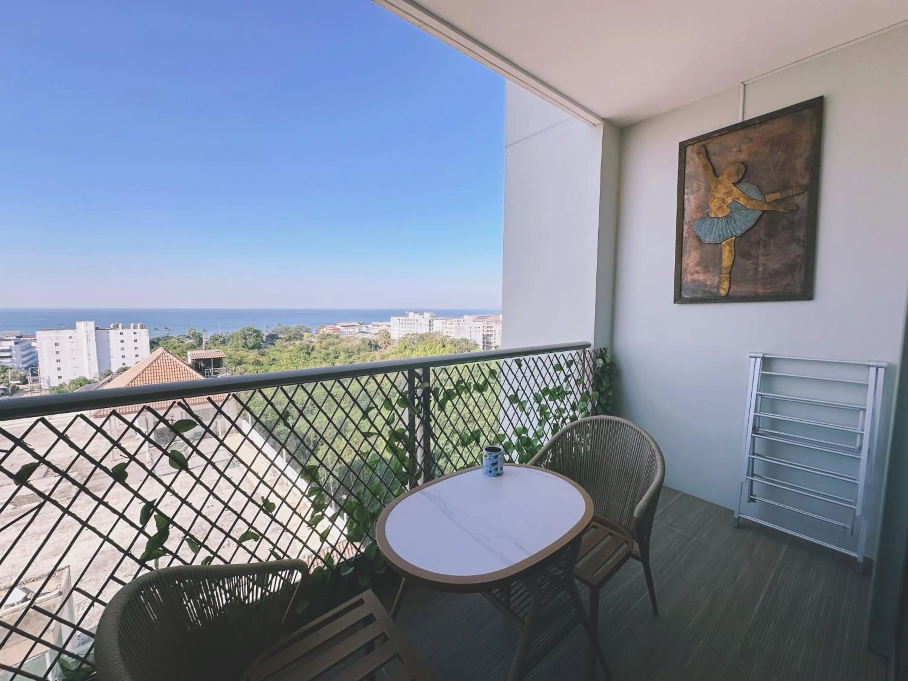 Riviera Jomtien by Daisy Pattaya