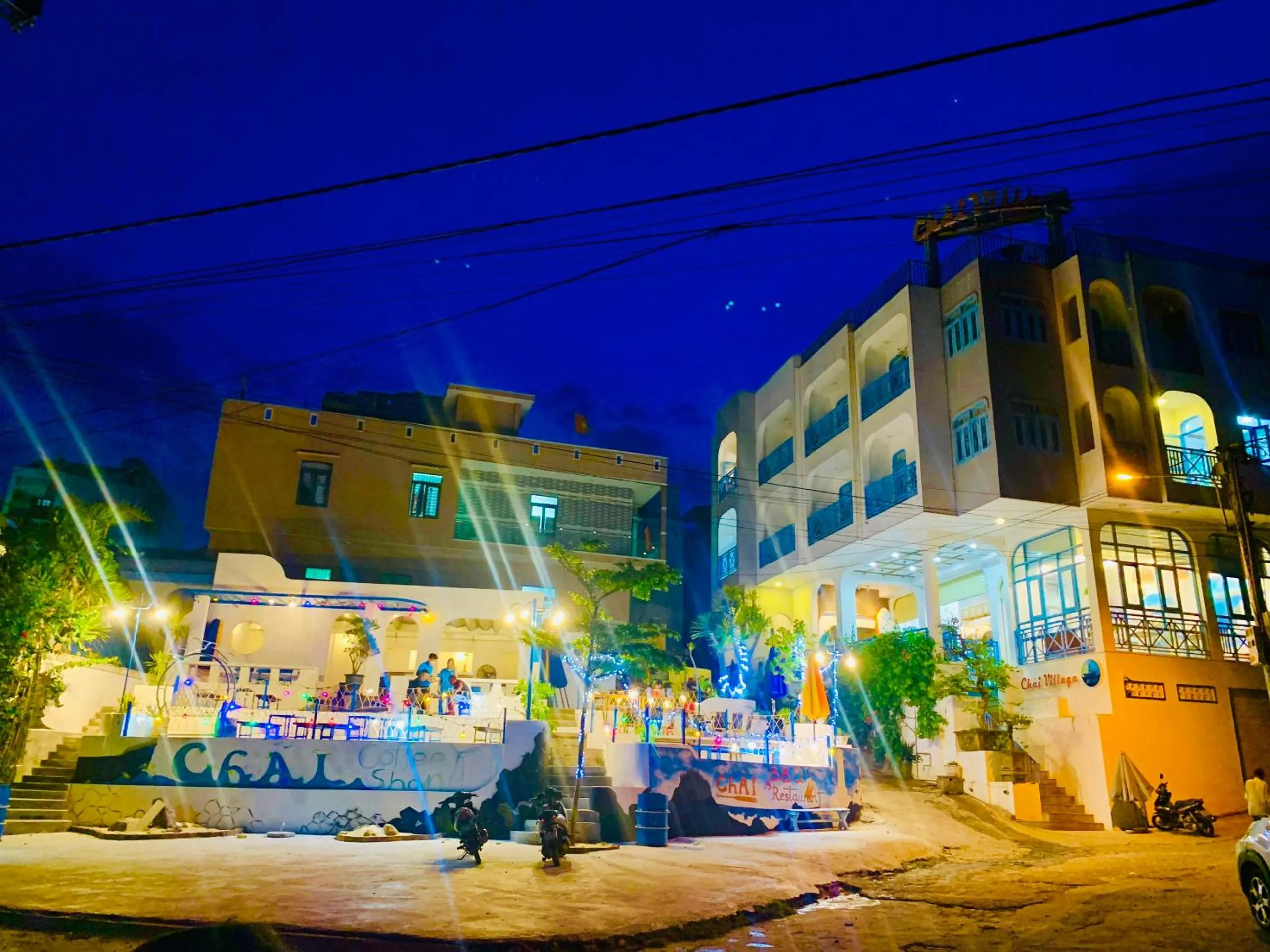 Restaurant/places to eat in Chai Village Hotel