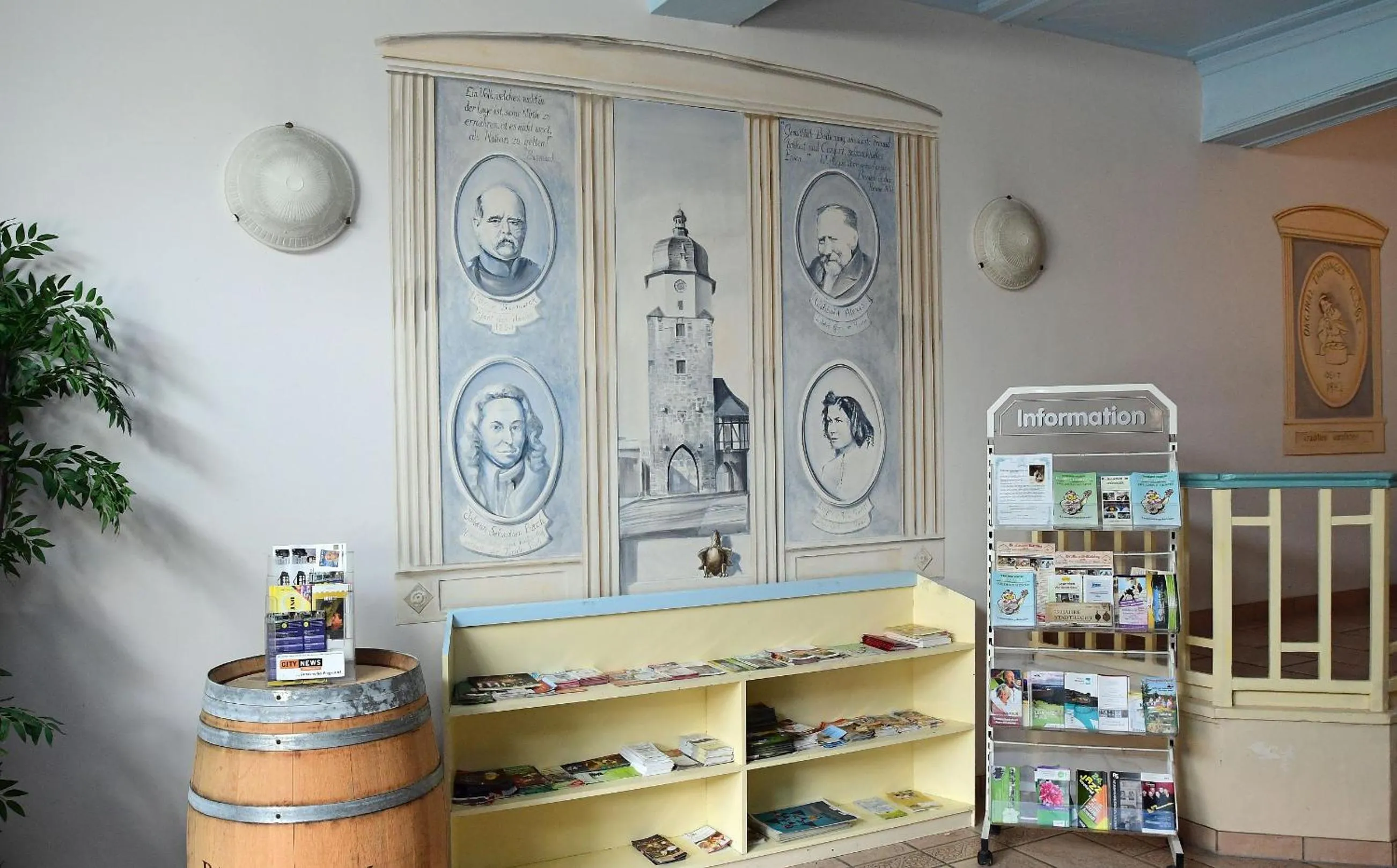 Decorative detail in Hotel garni Goldene Henne