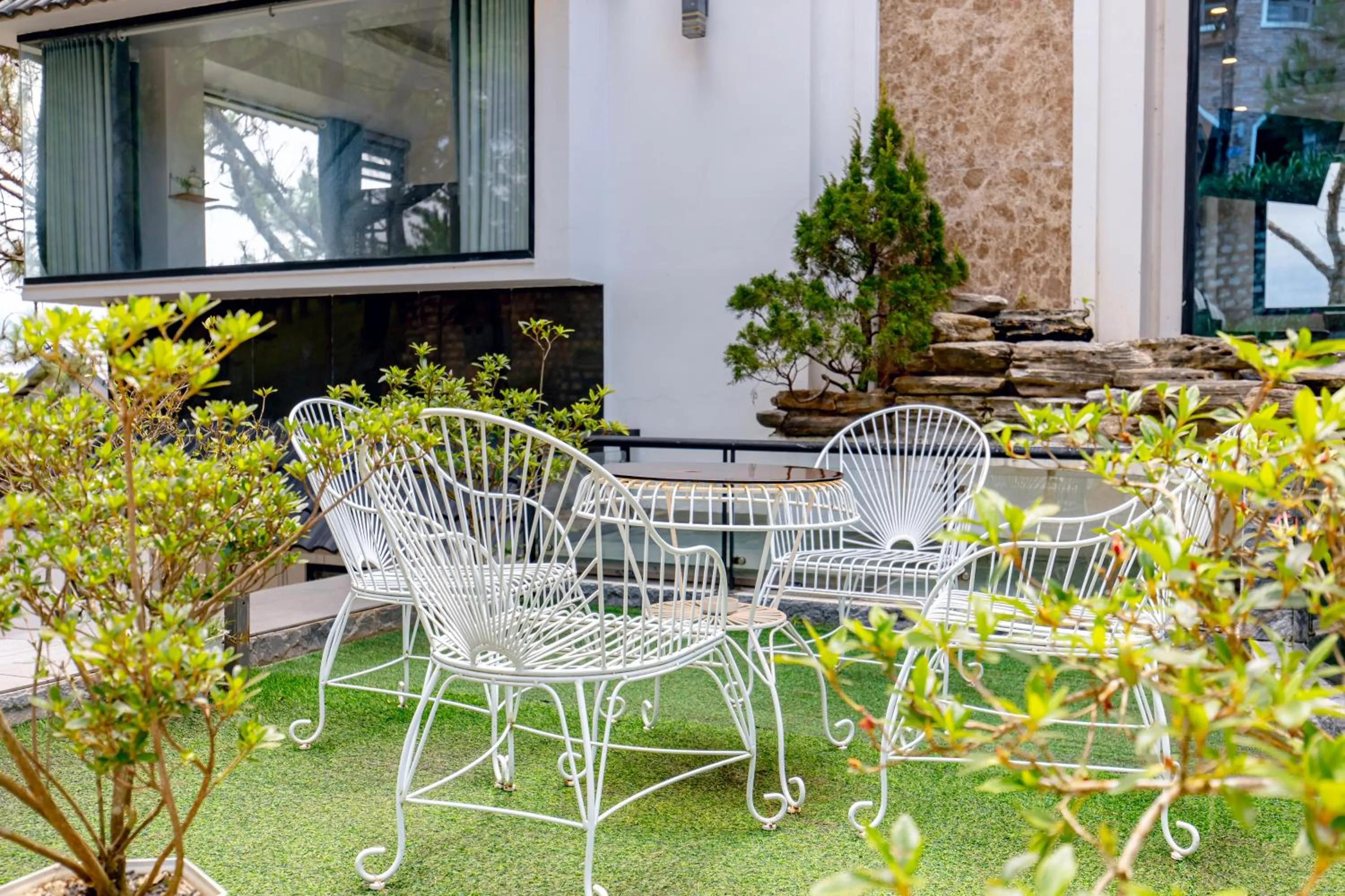 Balcony/Terrace in Dallas Hotel Dalat