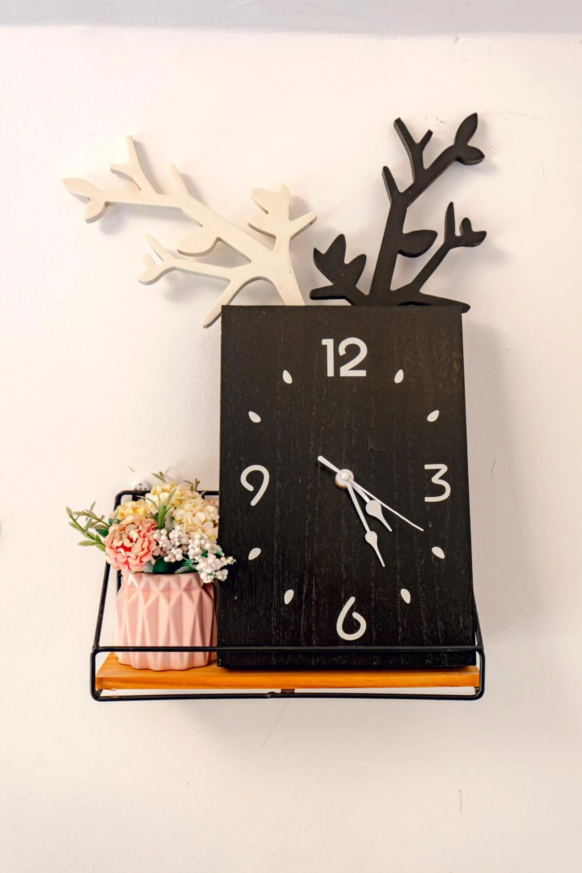 Decorative detail in Dallas Hotel Dalat