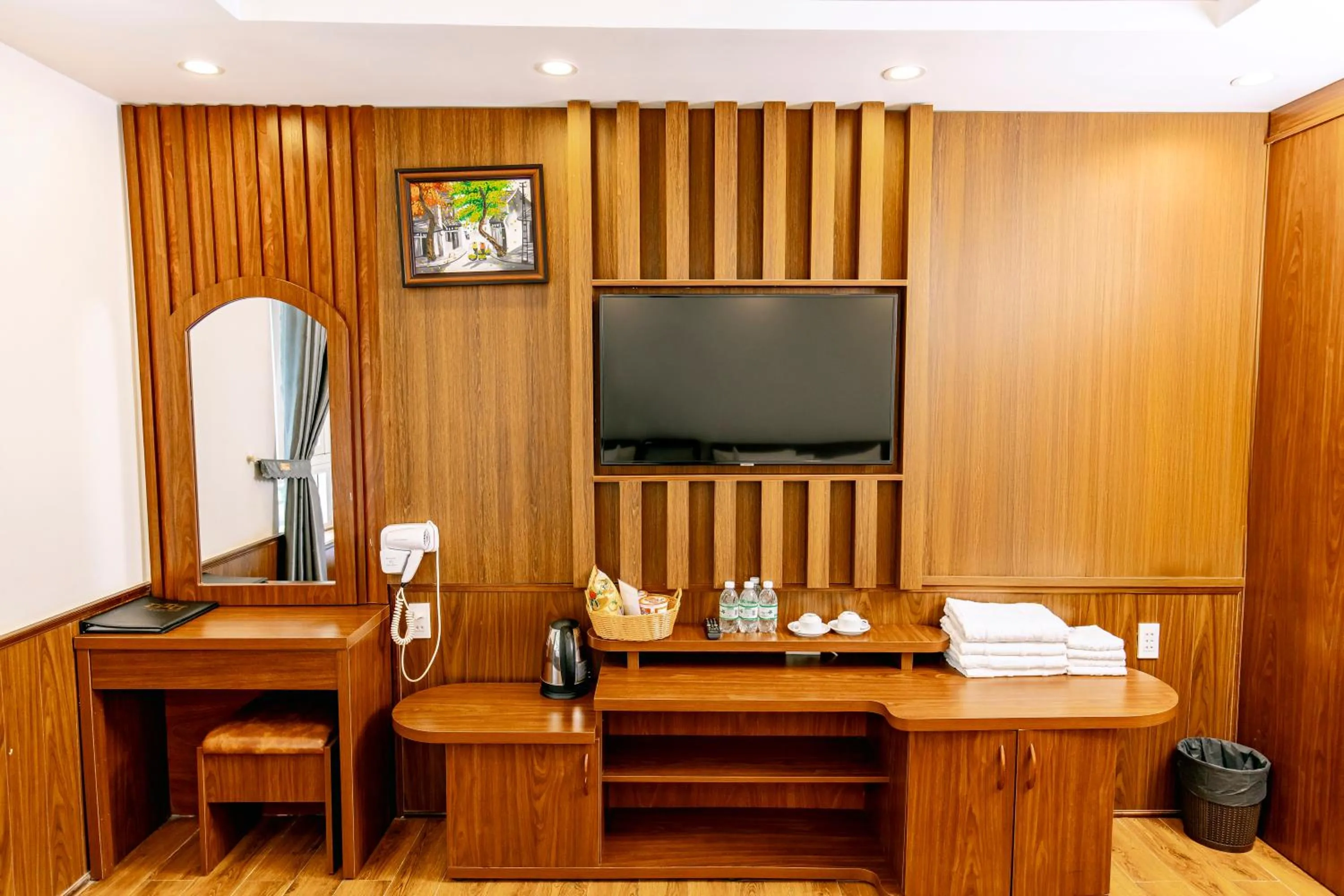 TV and multimedia in Dallas Hotel Dalat