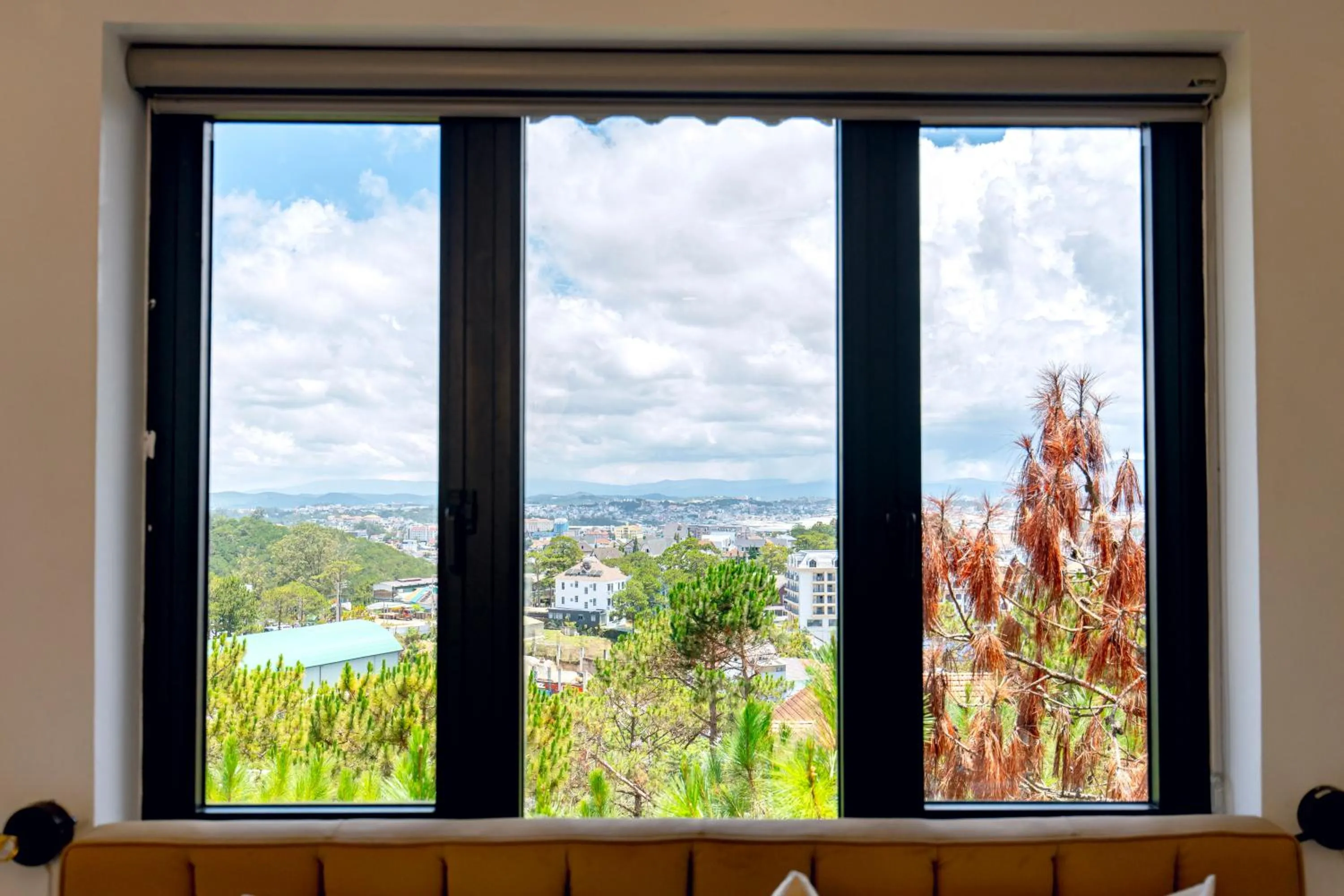 Day in Dallas Hotel Dalat