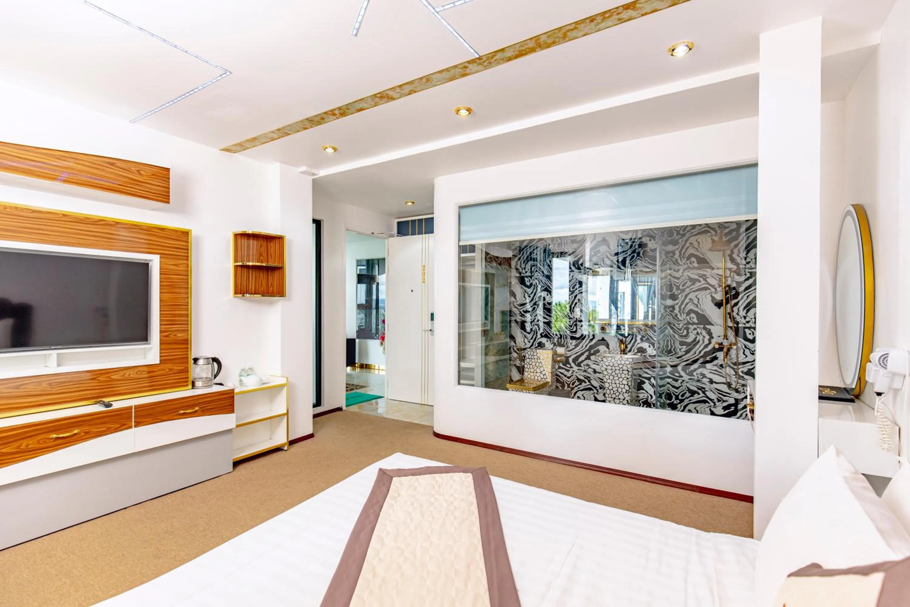 Bathroom in Dallas Hotel Dalat