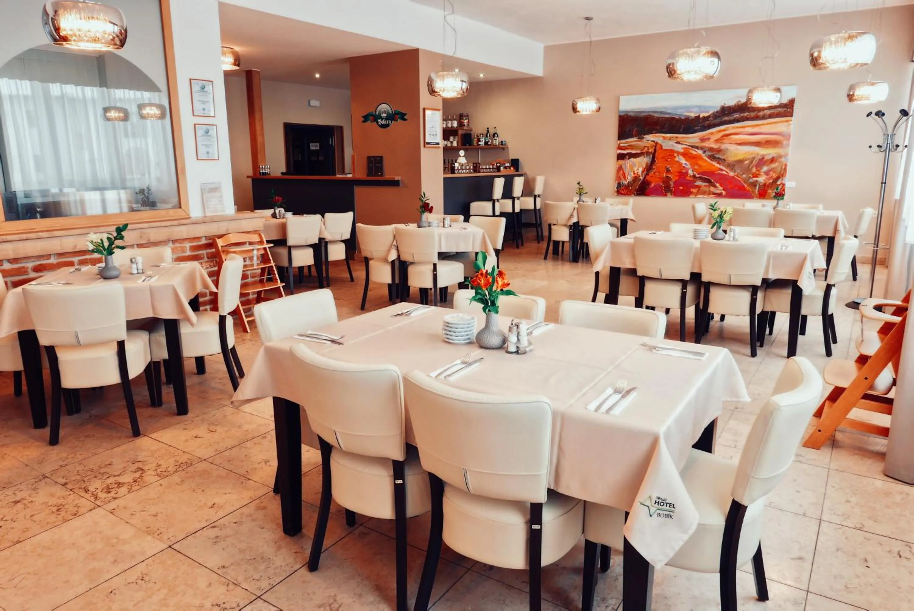 Restaurant/places to eat in Městský hotel Bobík