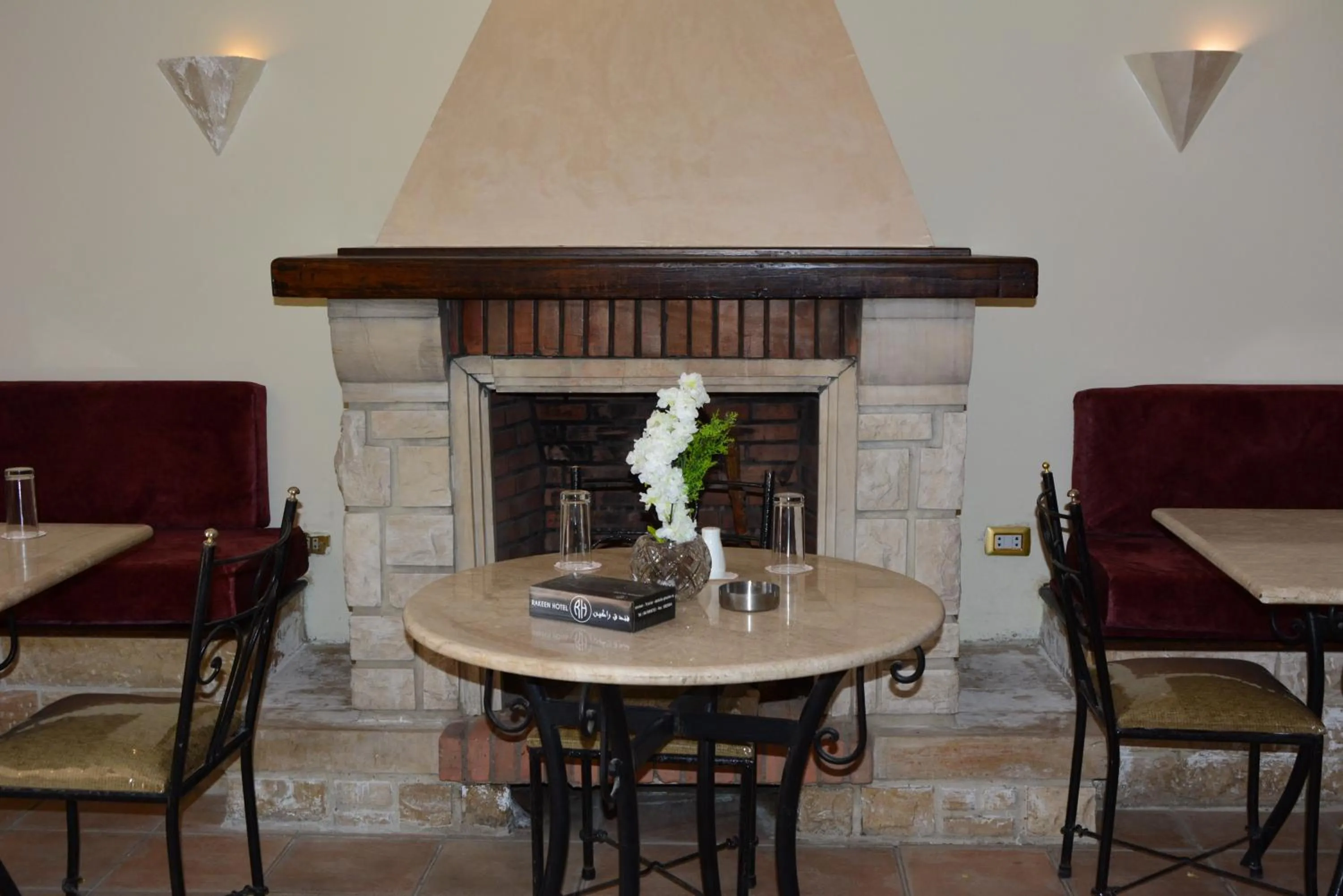 Breakfast in Rakeen Hotel