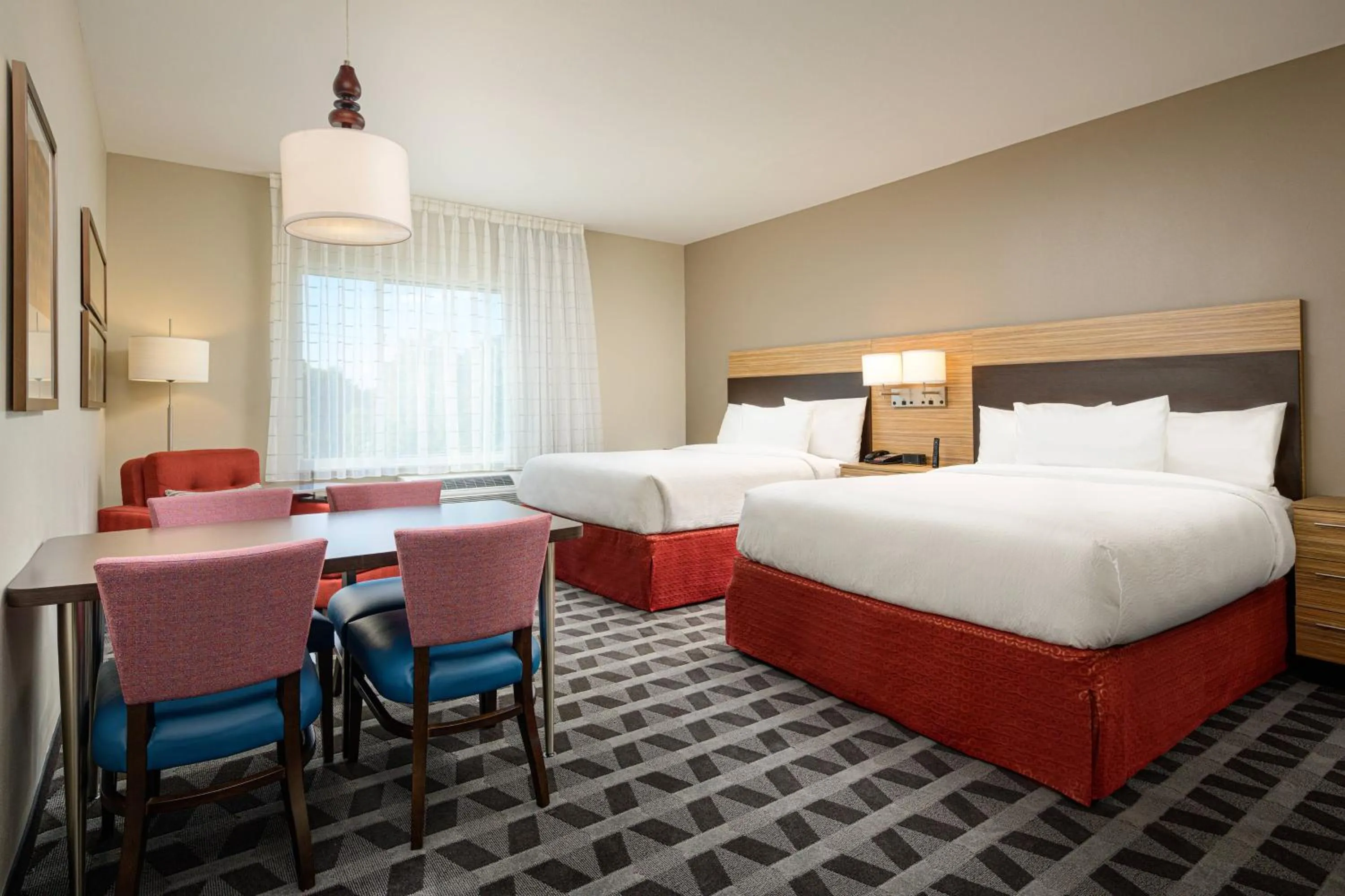 Photo of the whole room, Bed in TownePlace Suites by Marriott Tuscaloosa