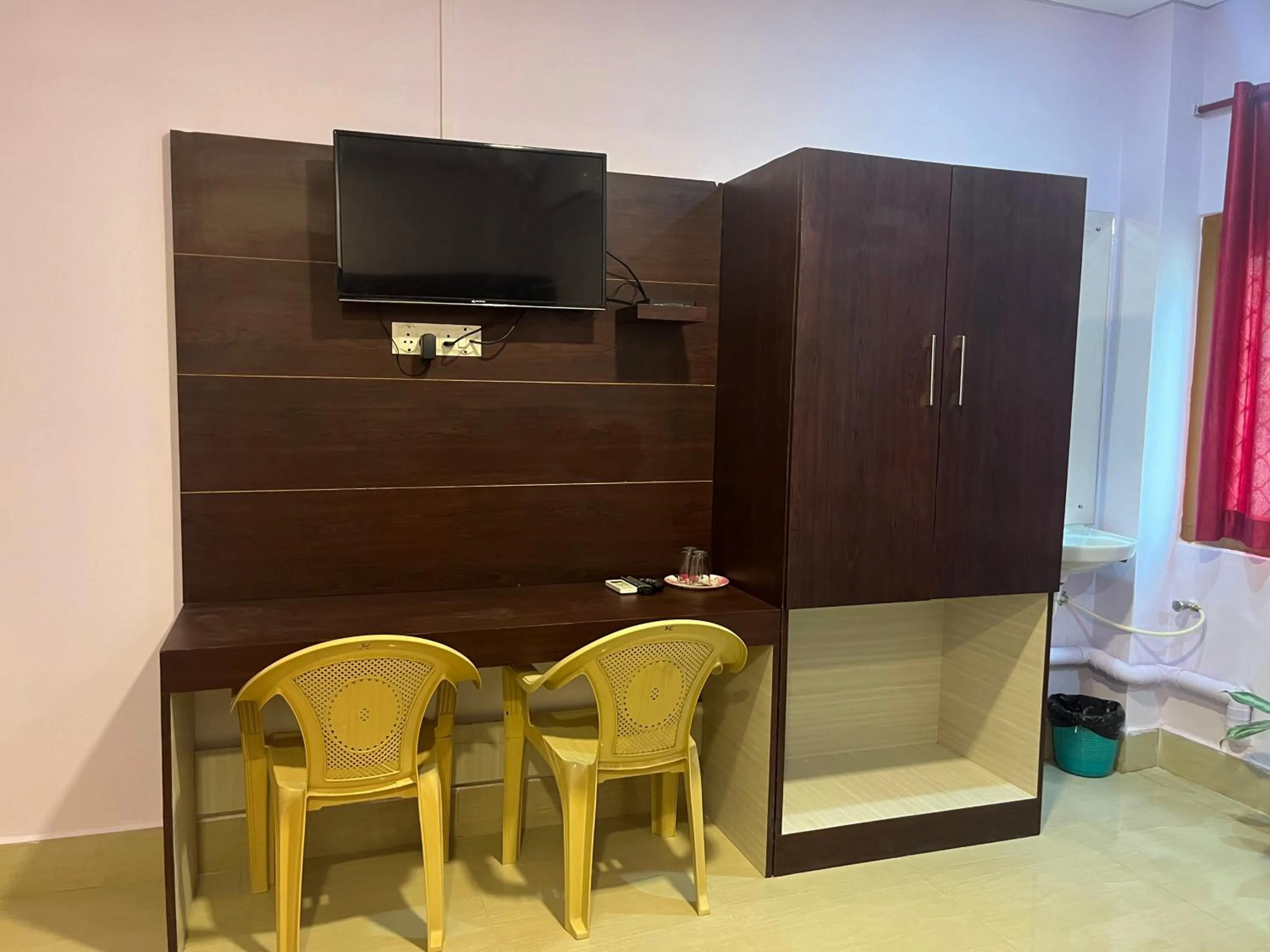 TV and multimedia in Purnima Resort Neil Island