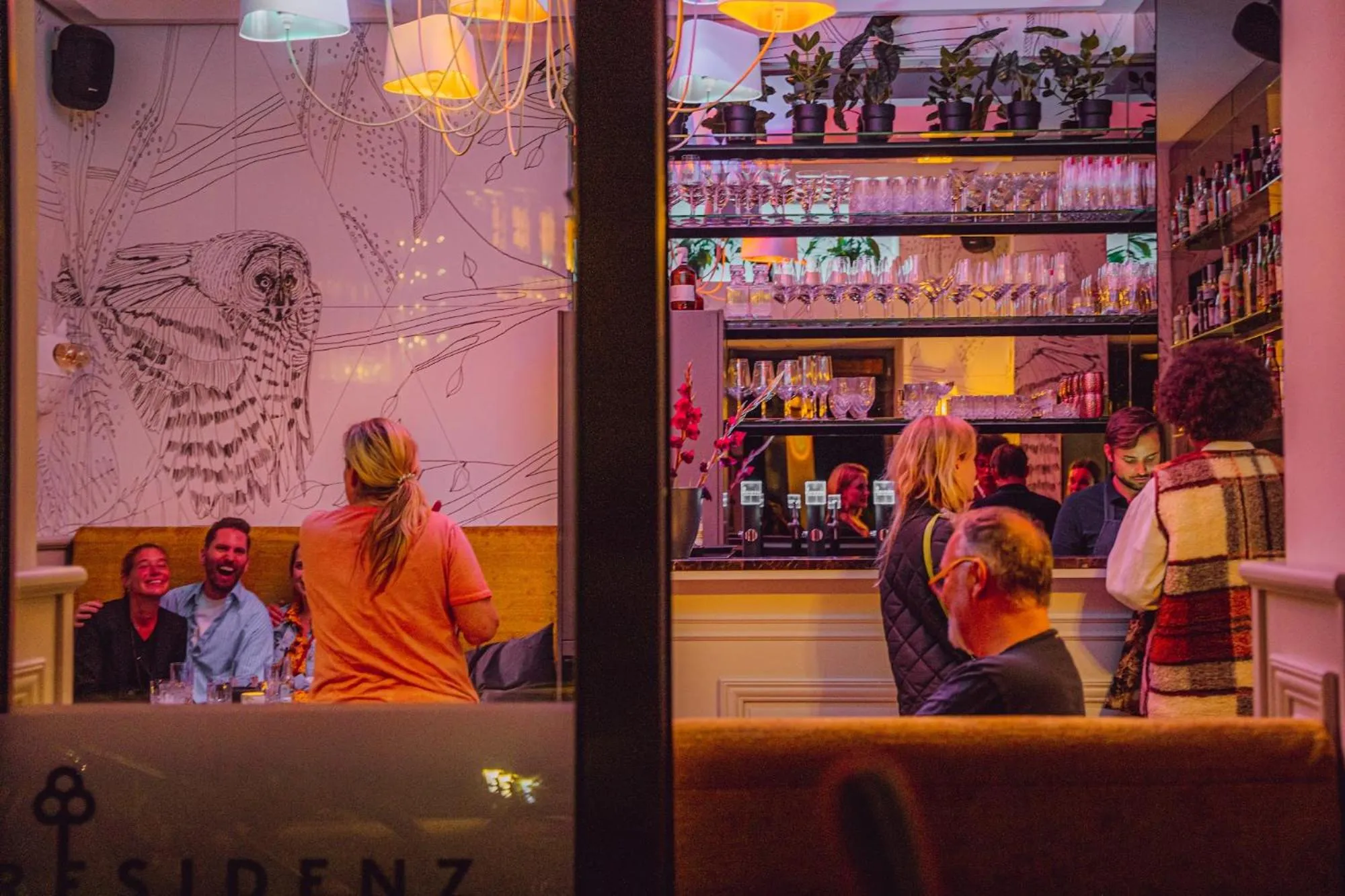 Lounge or bar in Residenz Boutique Suites