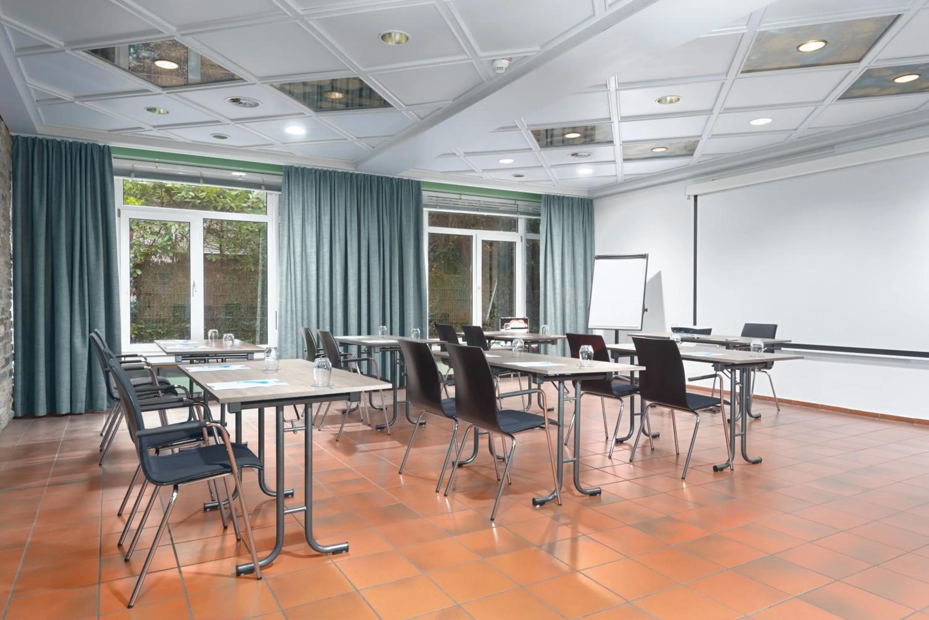 Meeting/conference room in Trip Inn Hotel Egelsbach Frankfurt