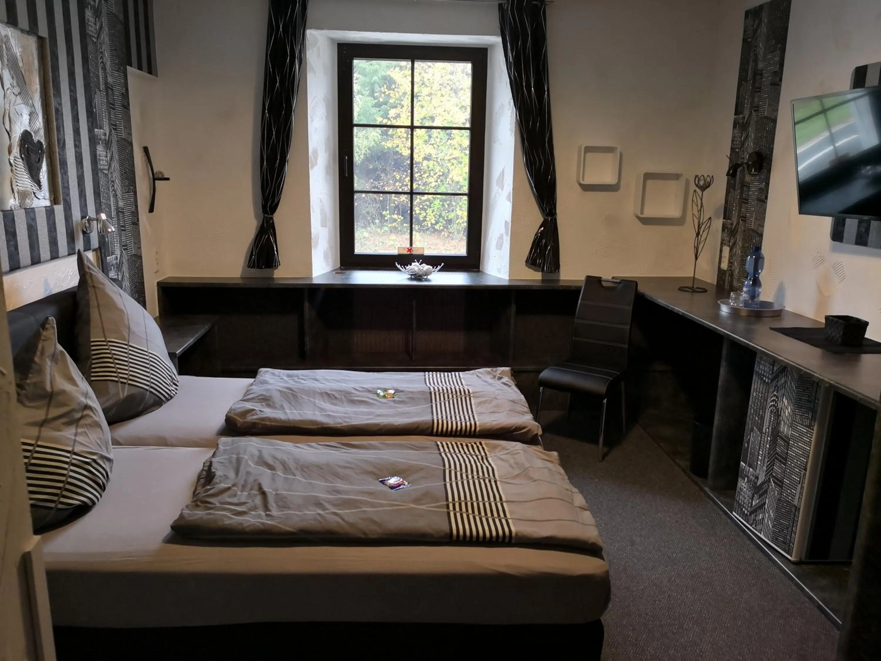 Bedroom, Bed in Waldgasthaus am Schwarzenbruch