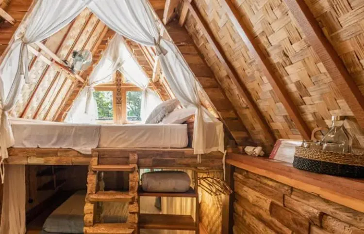Bed in Roots Tree House