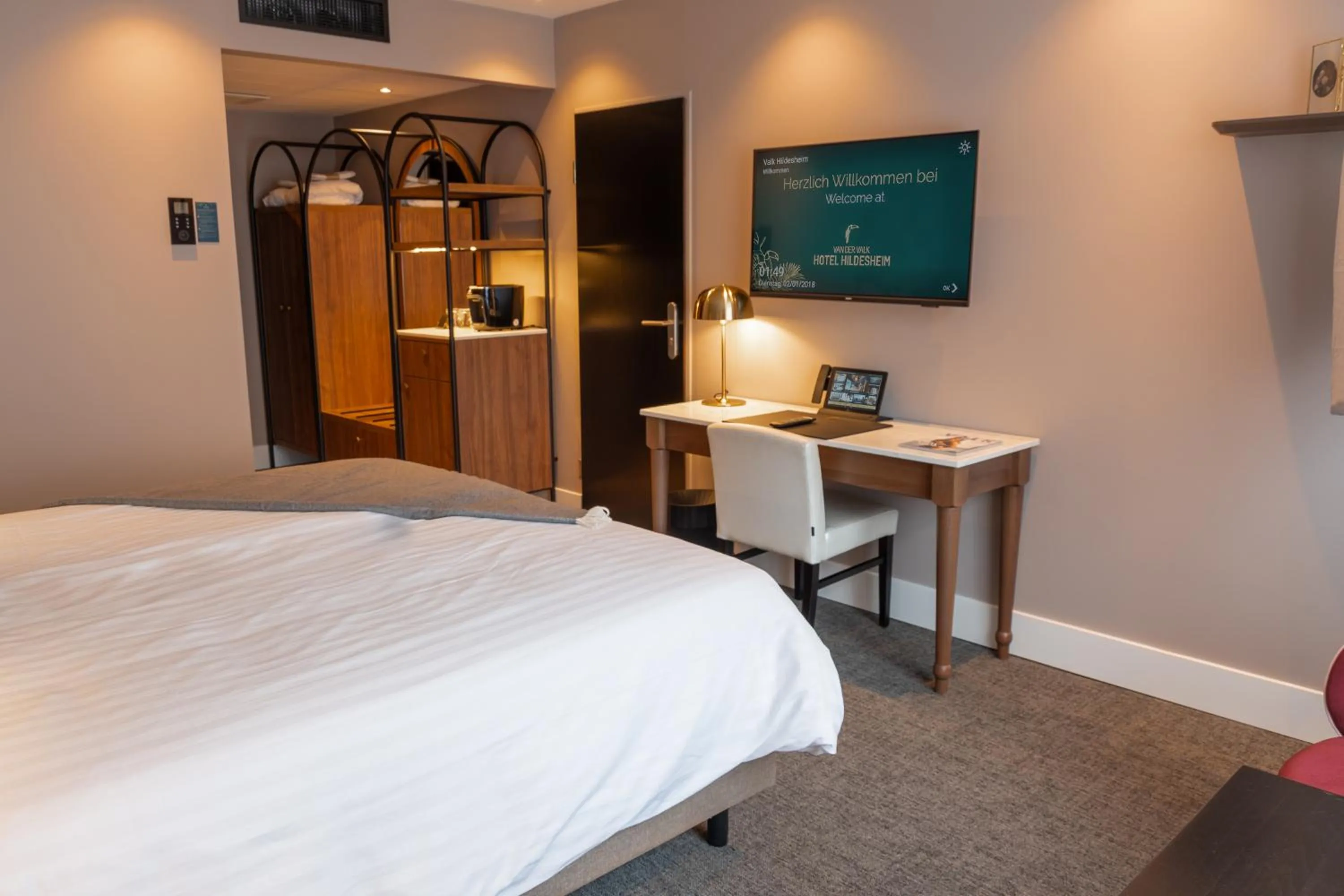 Photo of the whole room, Bed in Van der Valk Hotel Hildesheim