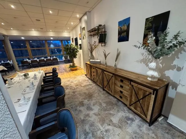 Restaurant/places to eat in Hotel Aquarius Braunschweig