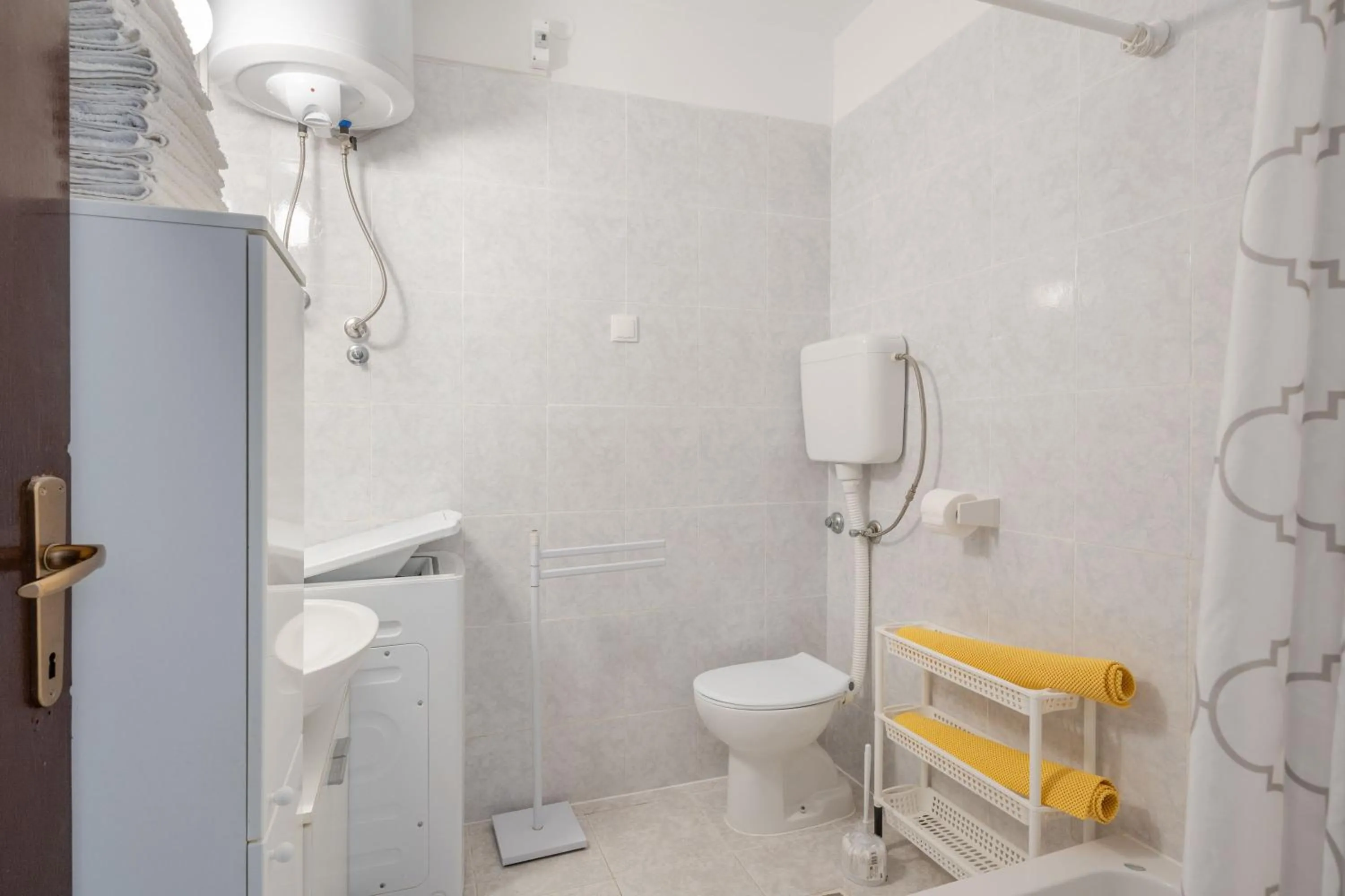 Bathroom in Apartments Ljiljana
