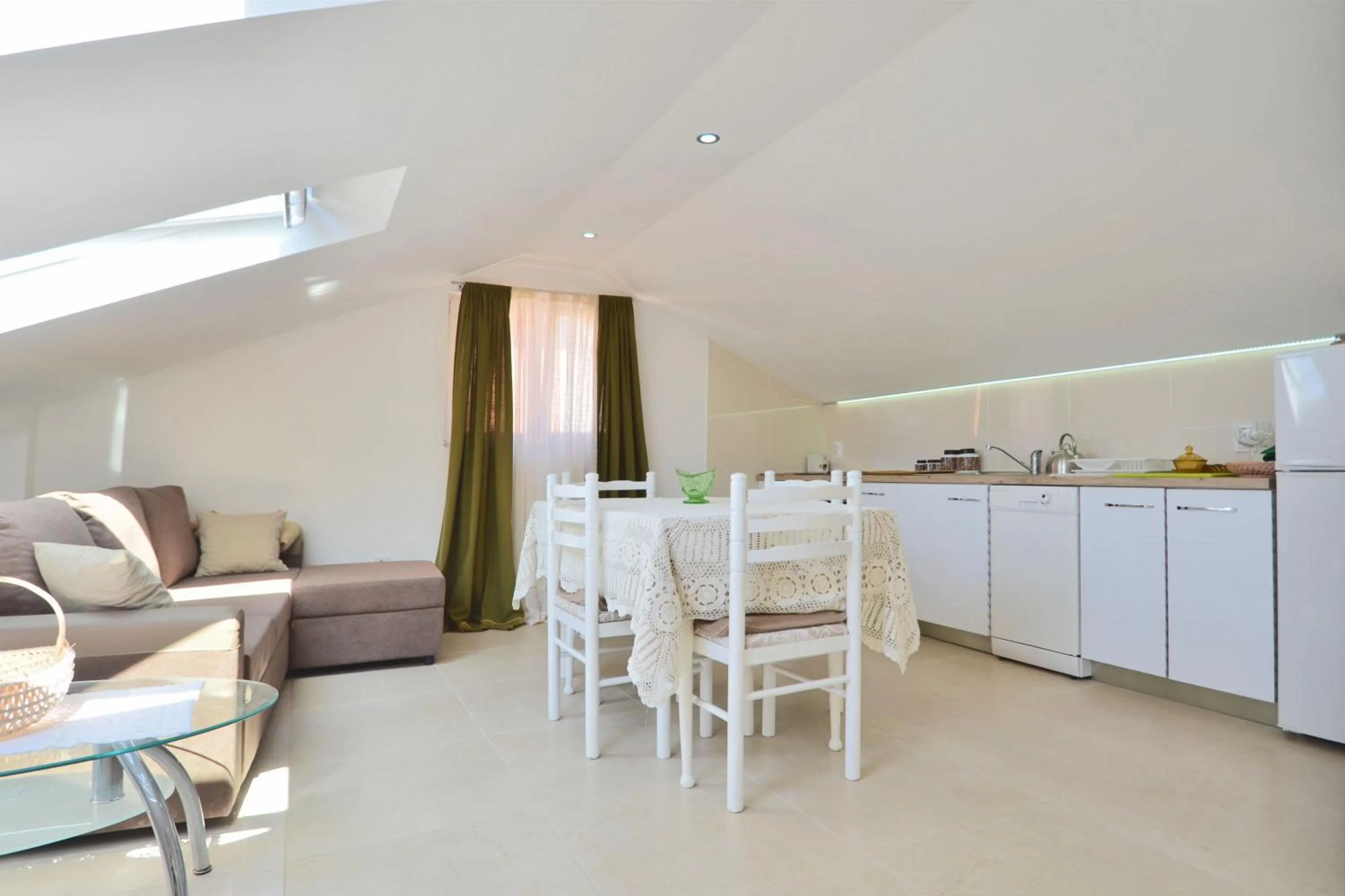 Kitchen or kitchenette in Apartments Ljiljana