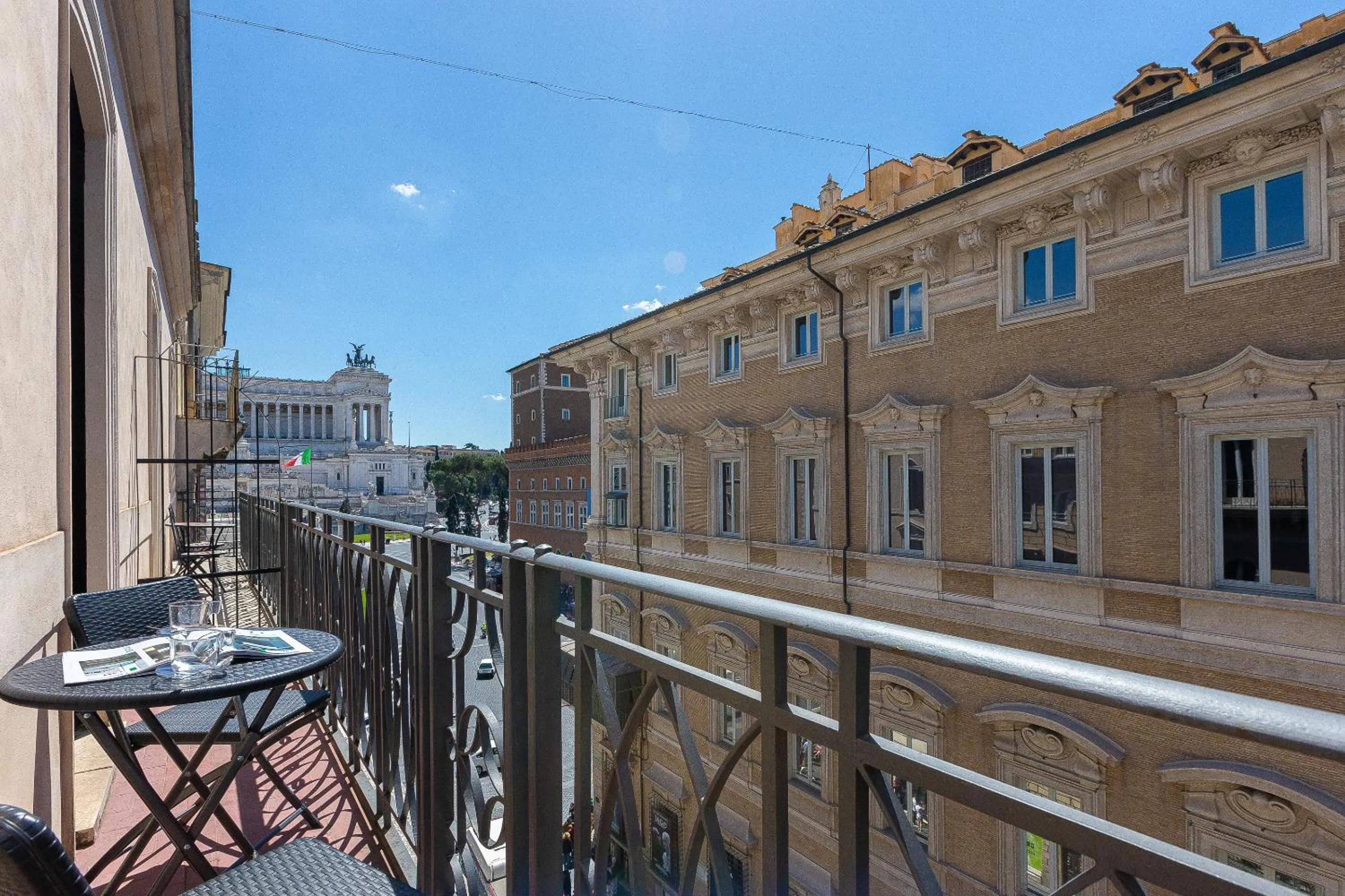 Nearby landmark in Suite della Pigna