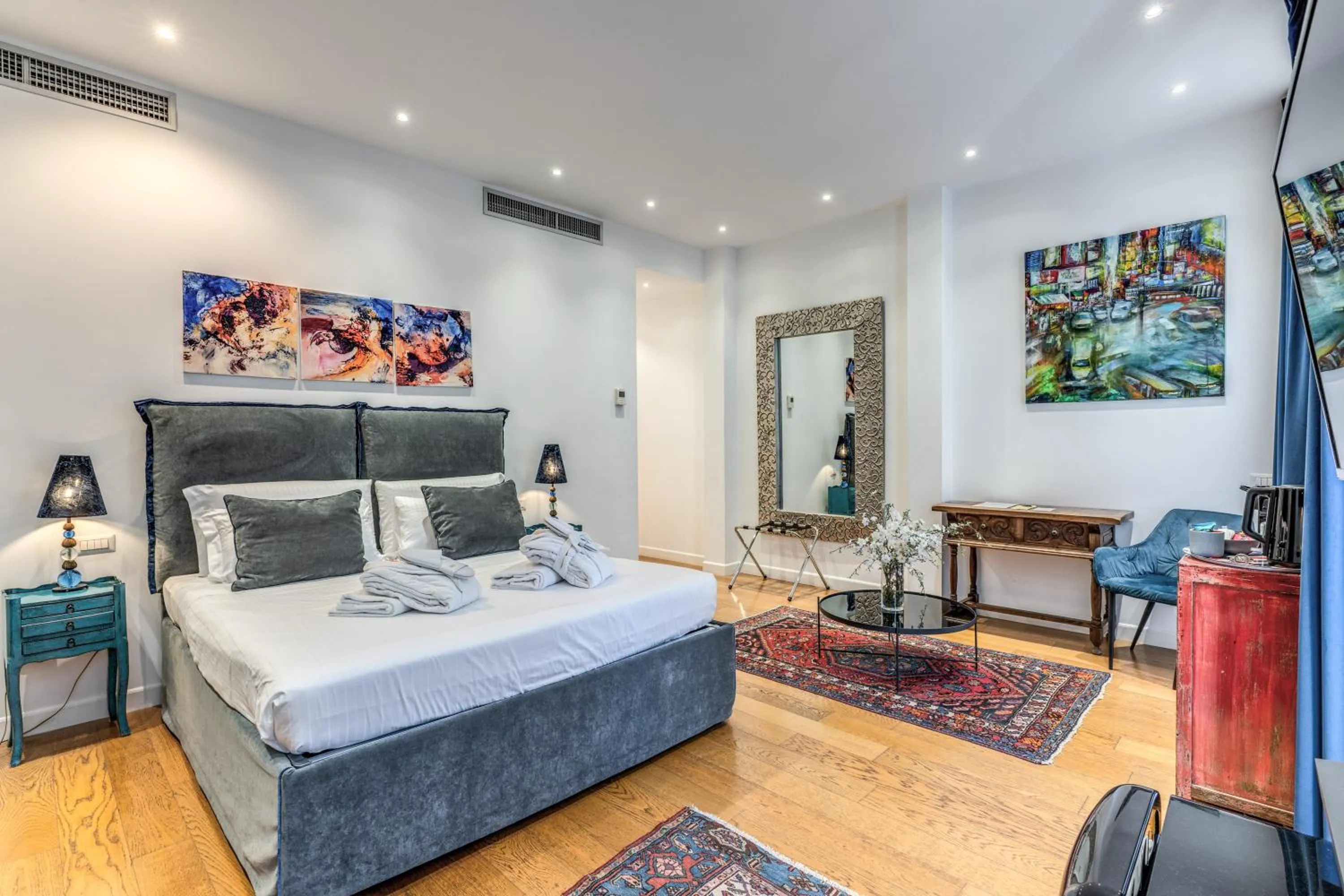 Photo of the whole room, Bed in Suite della Pigna