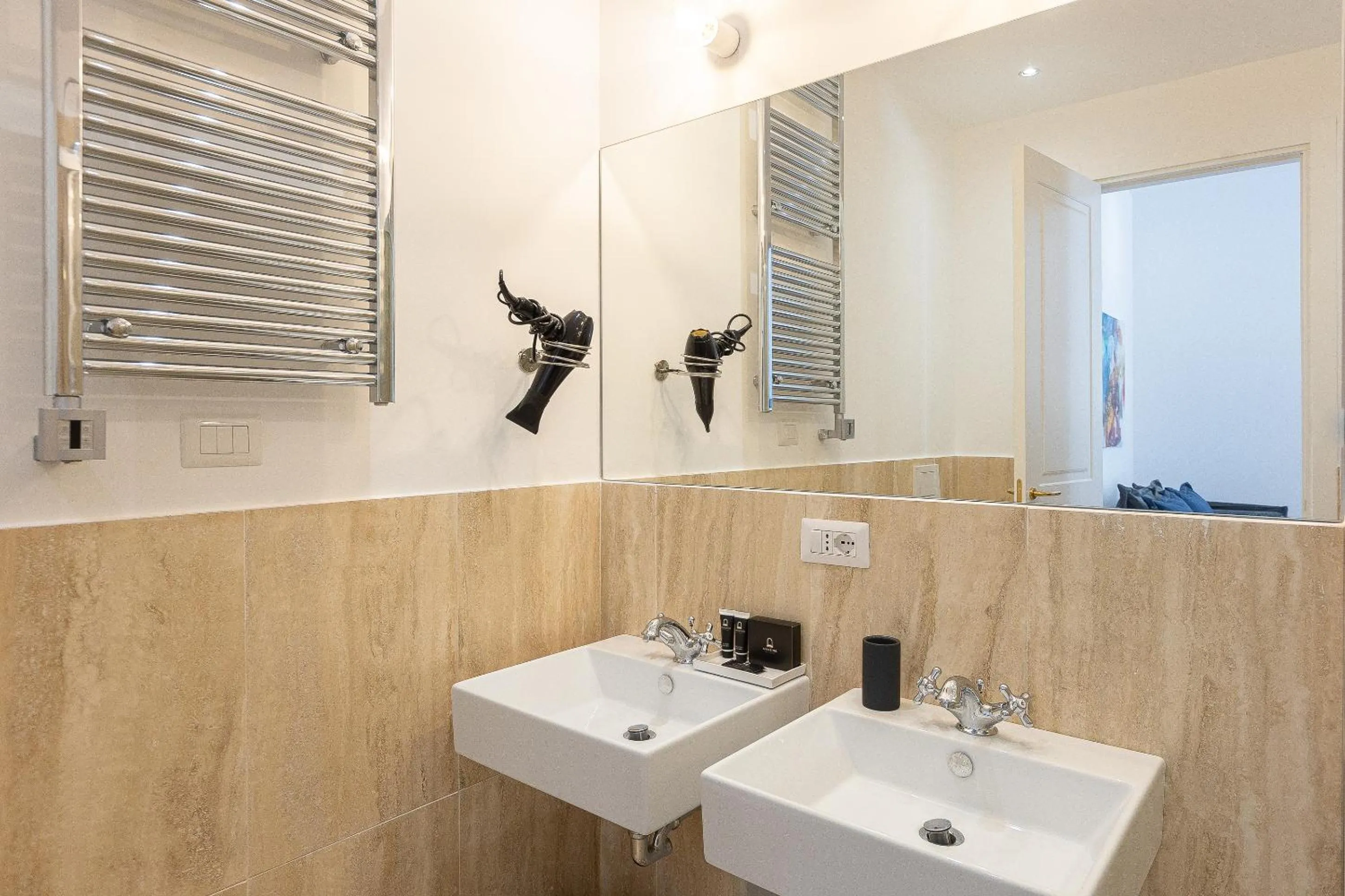 Bathroom in Suite della Pigna