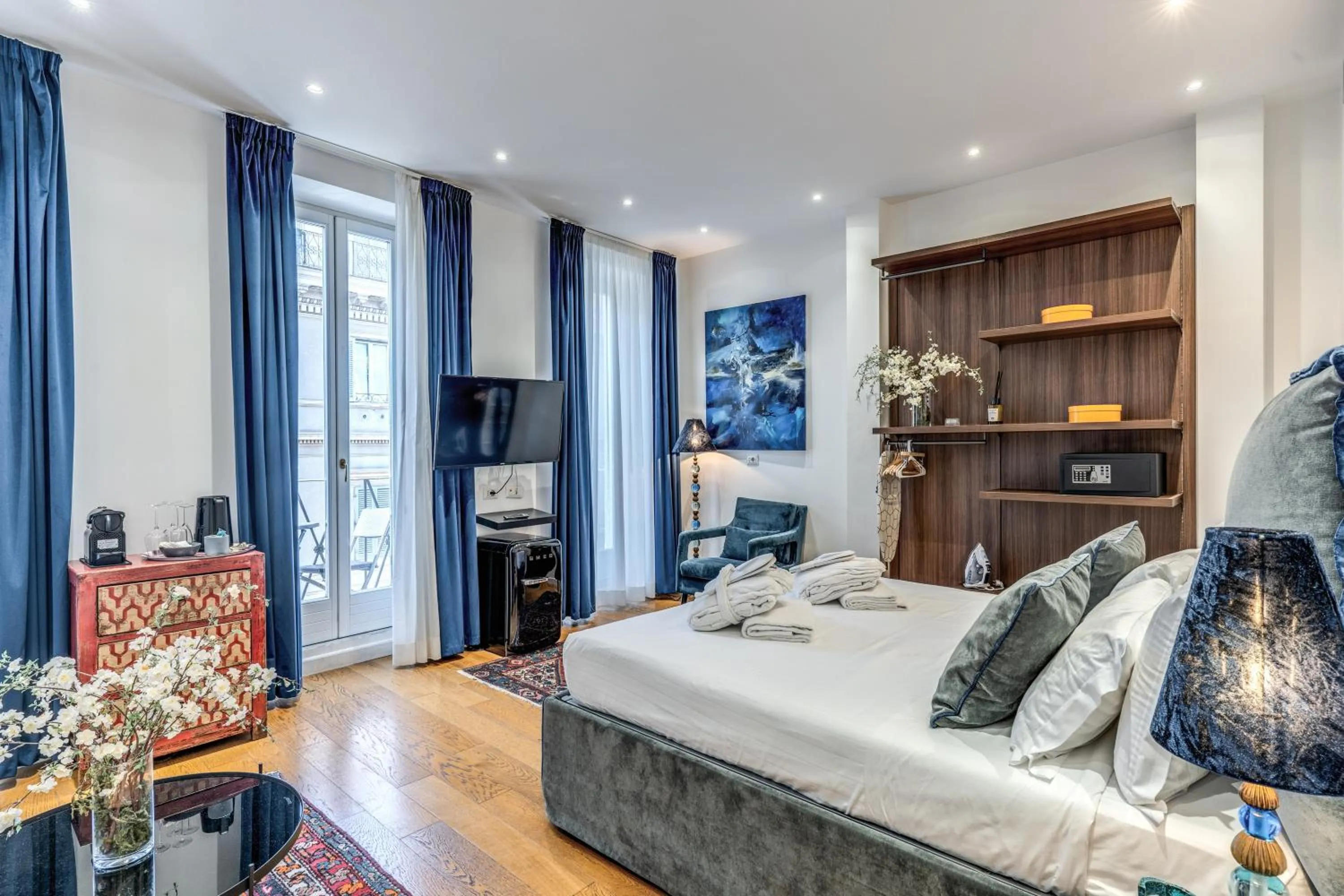 Photo of the whole room, Bed in Suite della Pigna