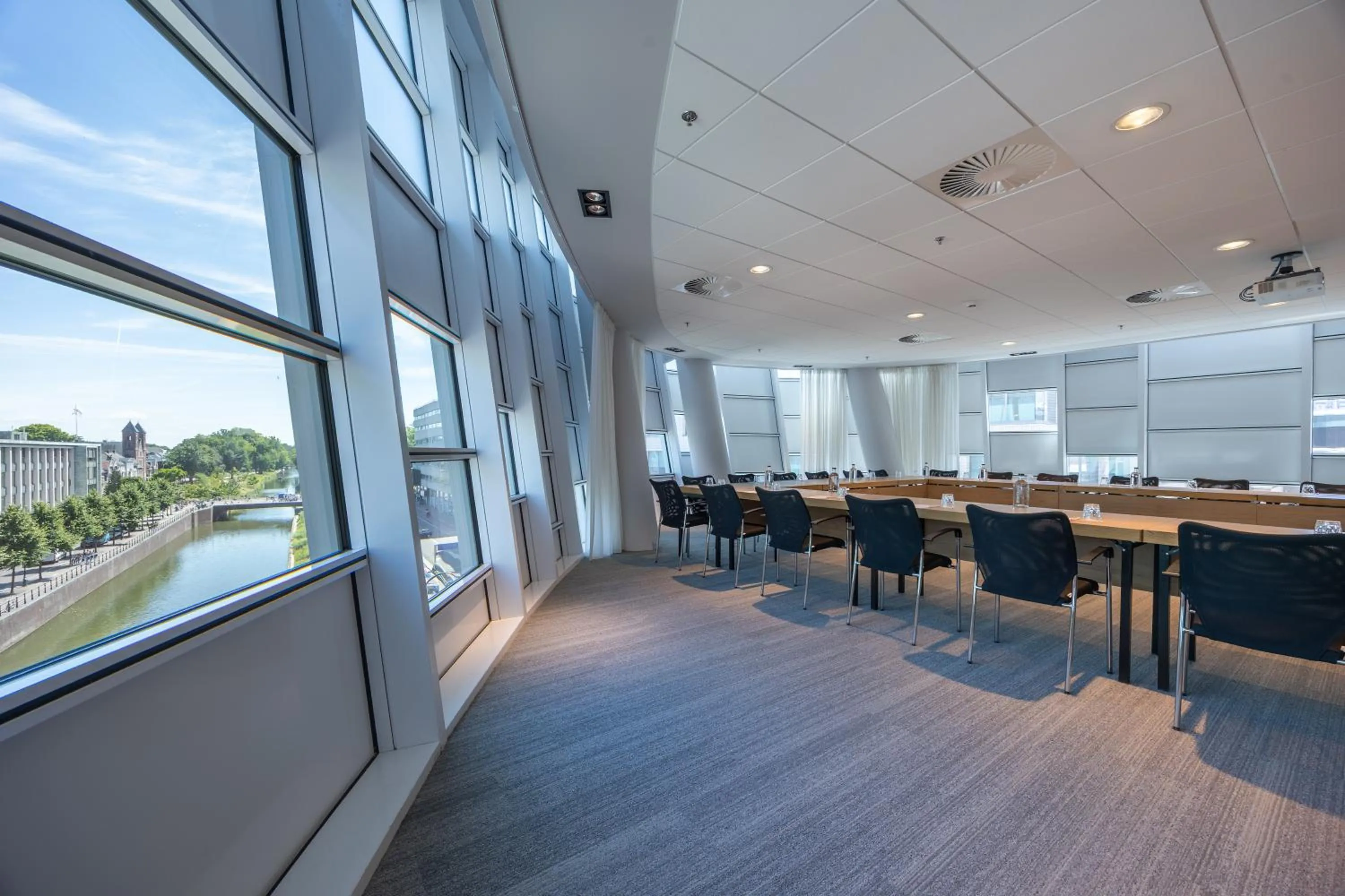 Meeting/conference room in Crowne Plaza Utrecht - Central Station by IHG