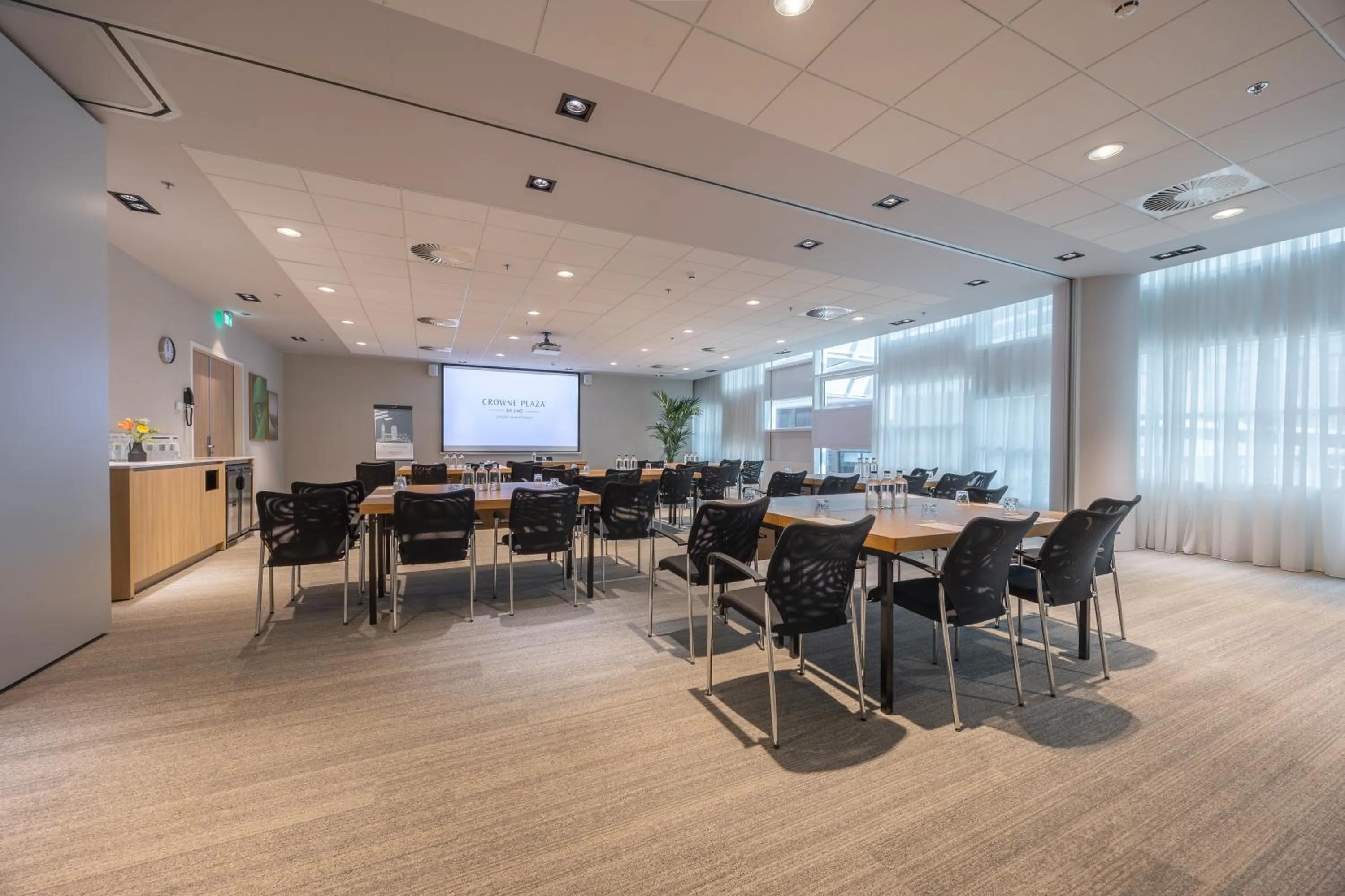 Meeting/conference room in Crowne Plaza Utrecht - Central Station by IHG