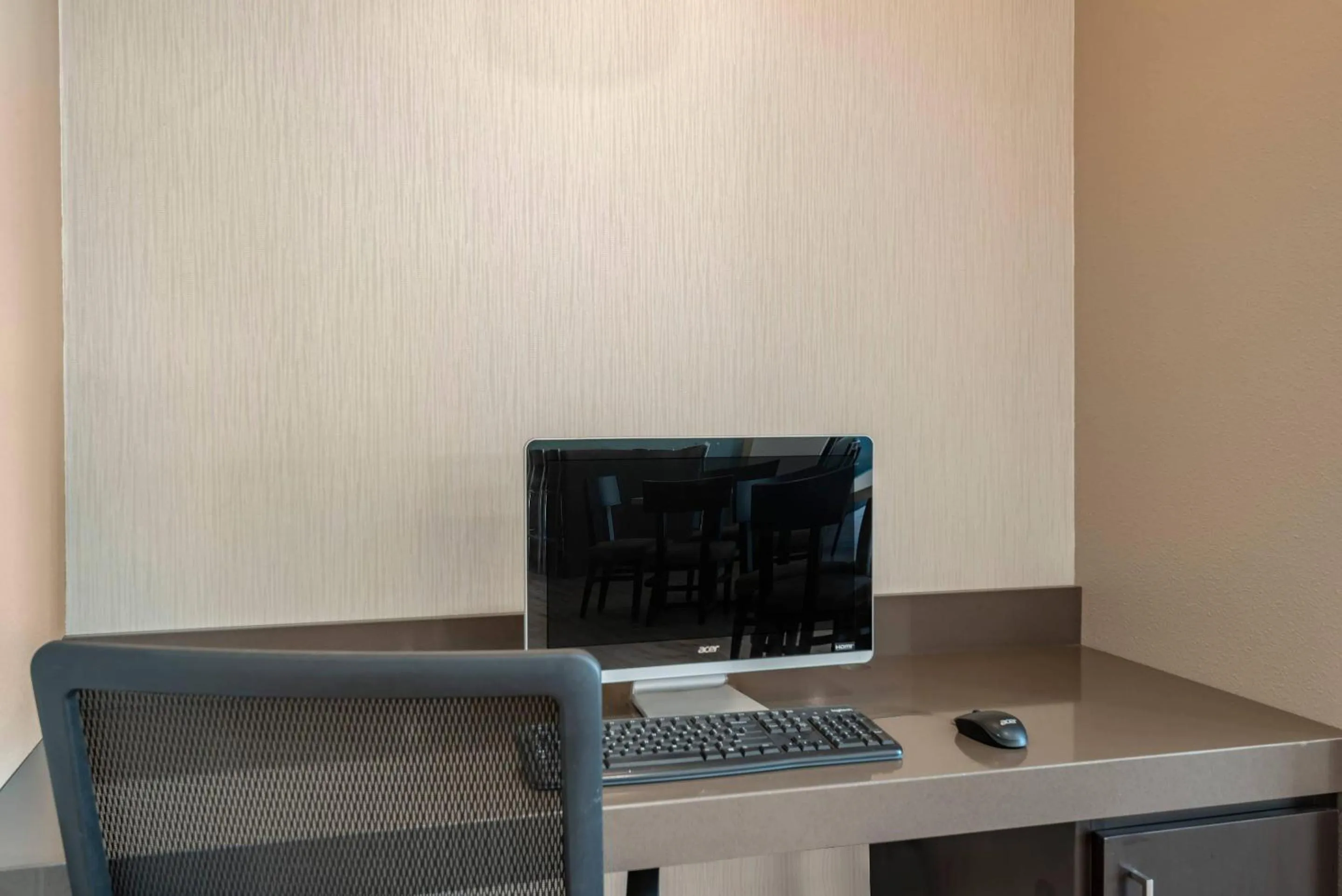 Business facilities in MainStay Suites Durango