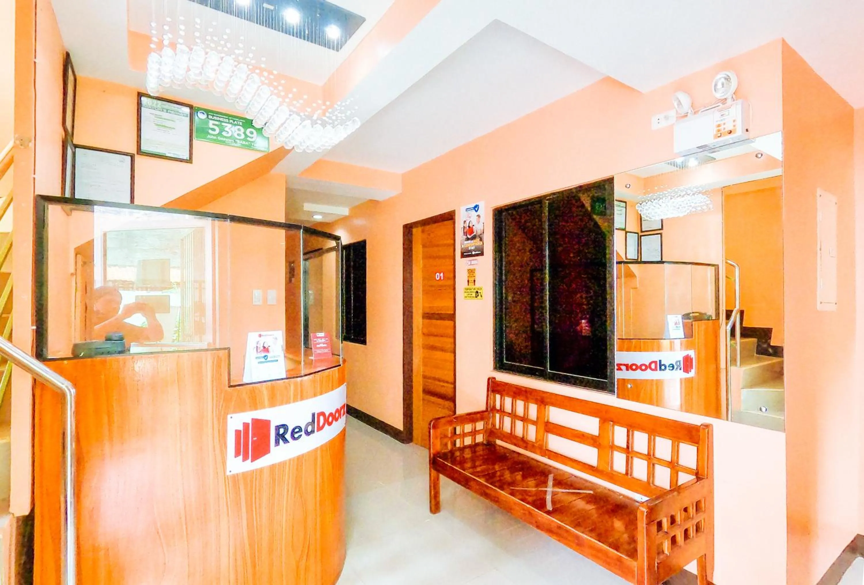 Lobby or reception in RedDoorz @ Pamaong Street