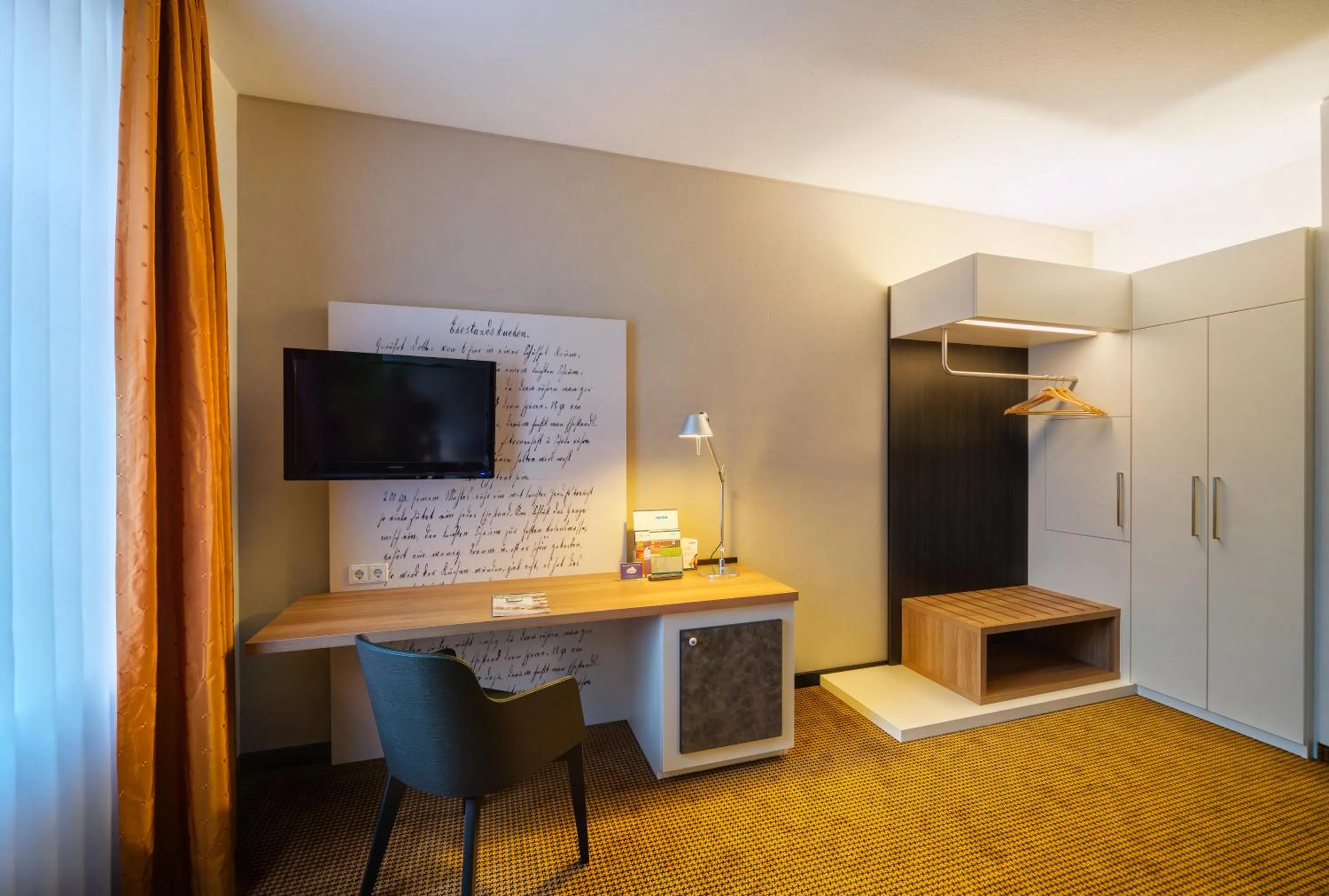 Photo of the whole room in nestor Hotel Stuttgart-Ludwigsburg