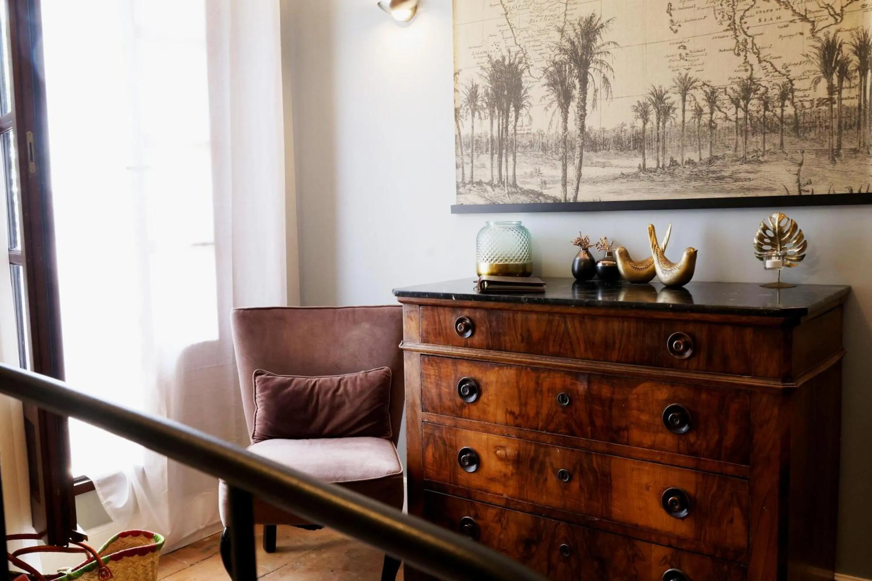 Bedroom in Maison Dix Chambres d'hôtes et Espace SPA Bien être