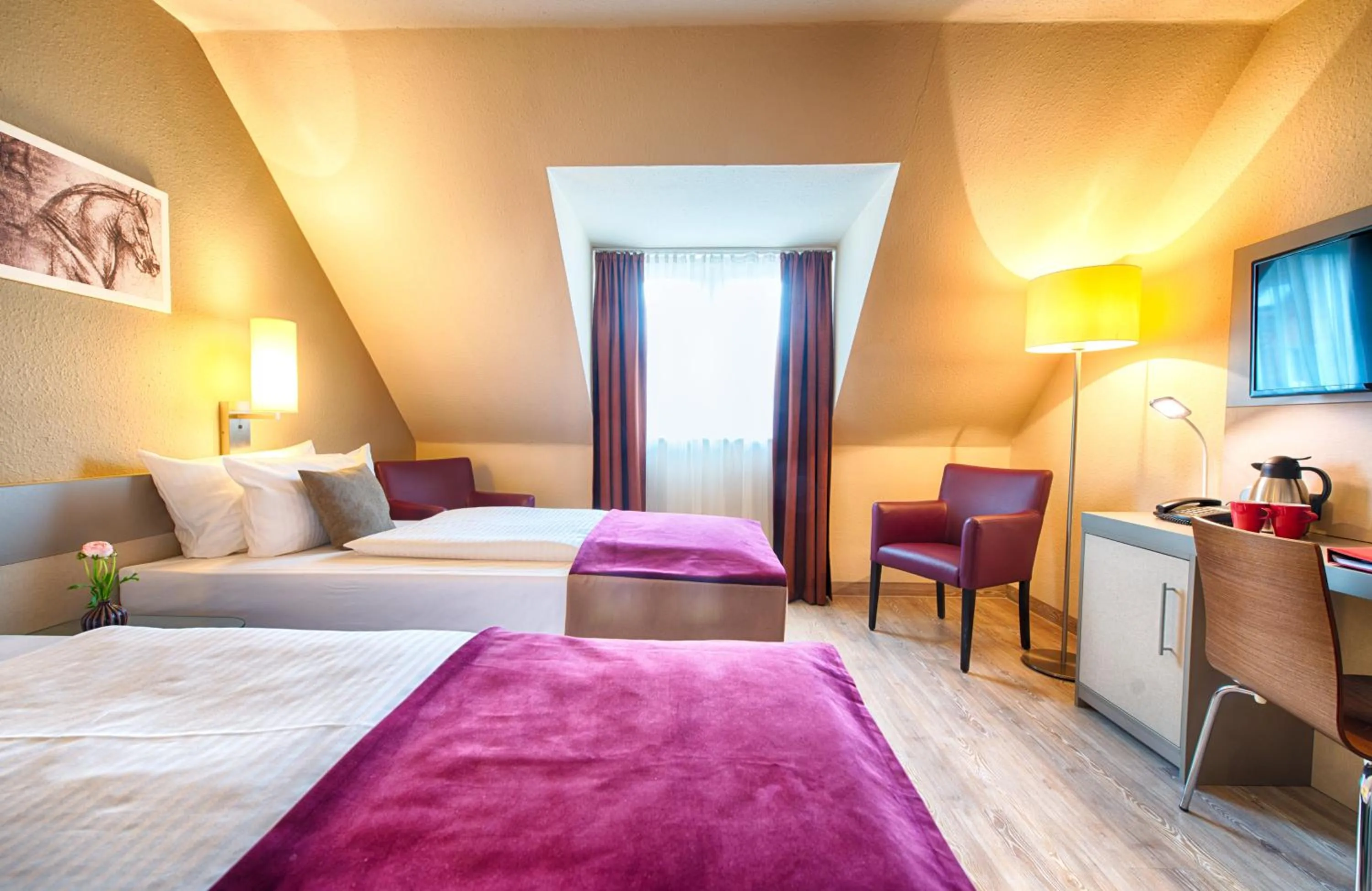 Photo of the whole room, Bed in Leonardo Hotel Mannheim-Ladenburg