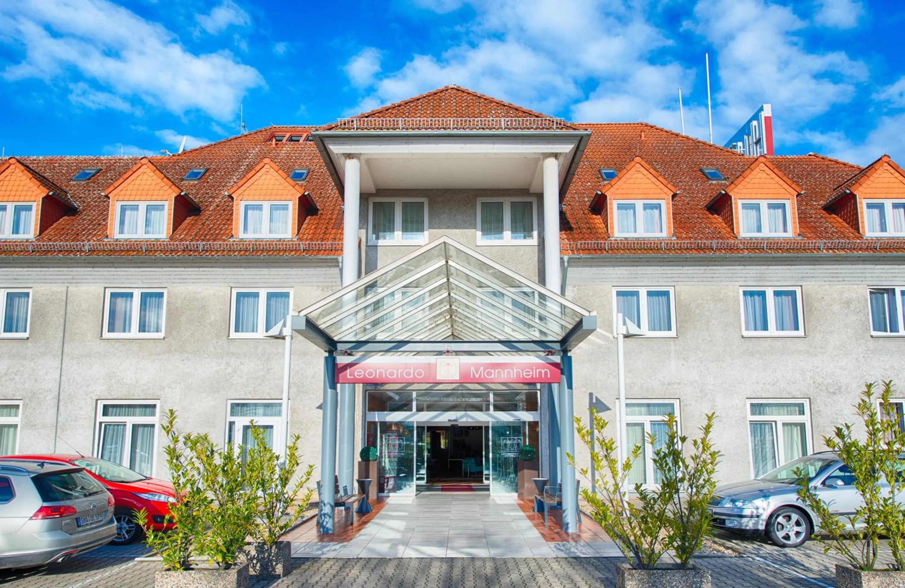 Property building in Leonardo Hotel Mannheim-Ladenburg