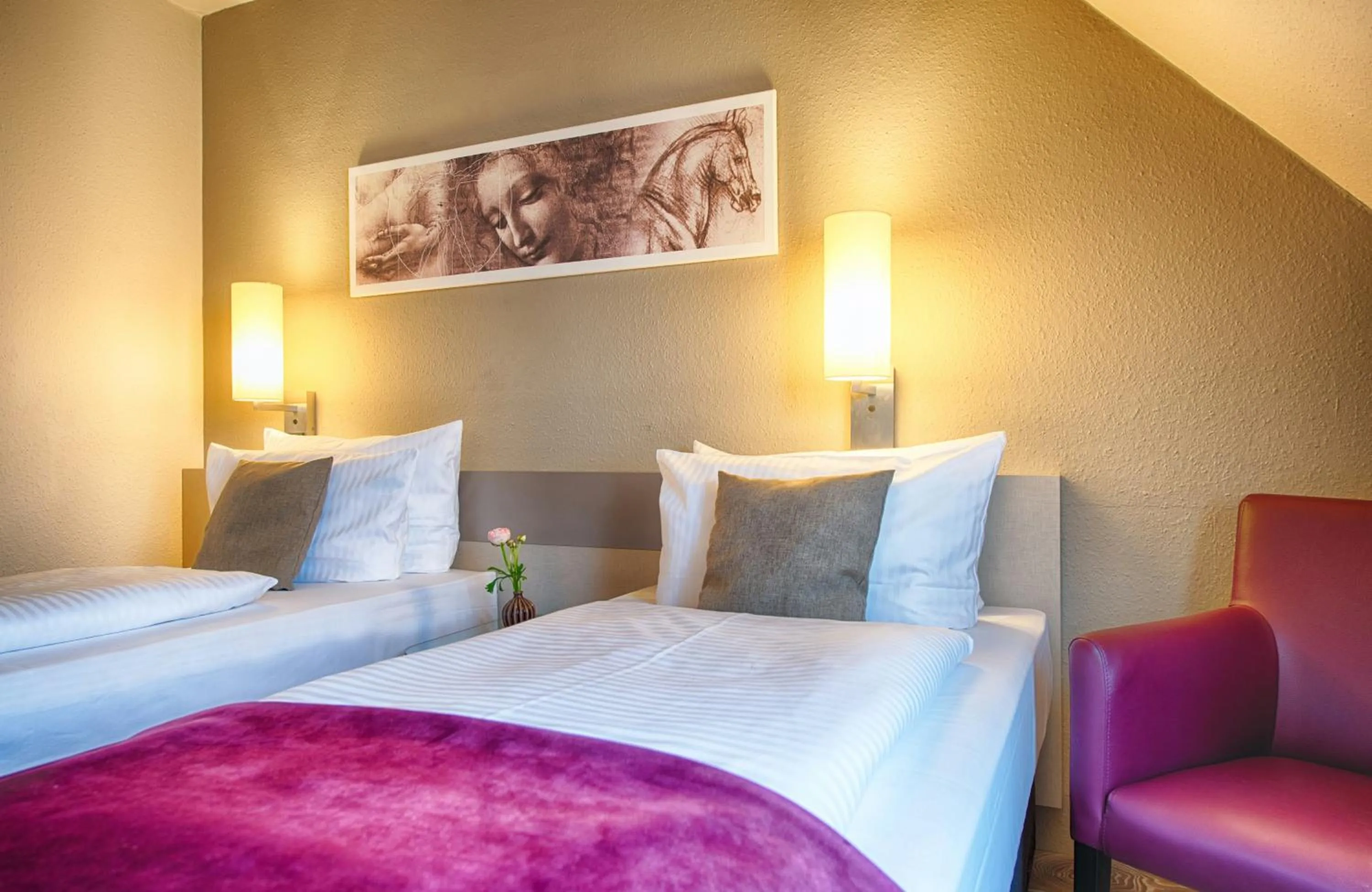 Photo of the whole room, Bed in Leonardo Hotel Mannheim-Ladenburg