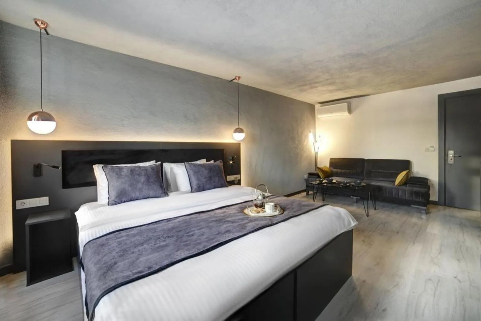 Photo of the whole room, Bed in Taksim Seya Suites Hotel