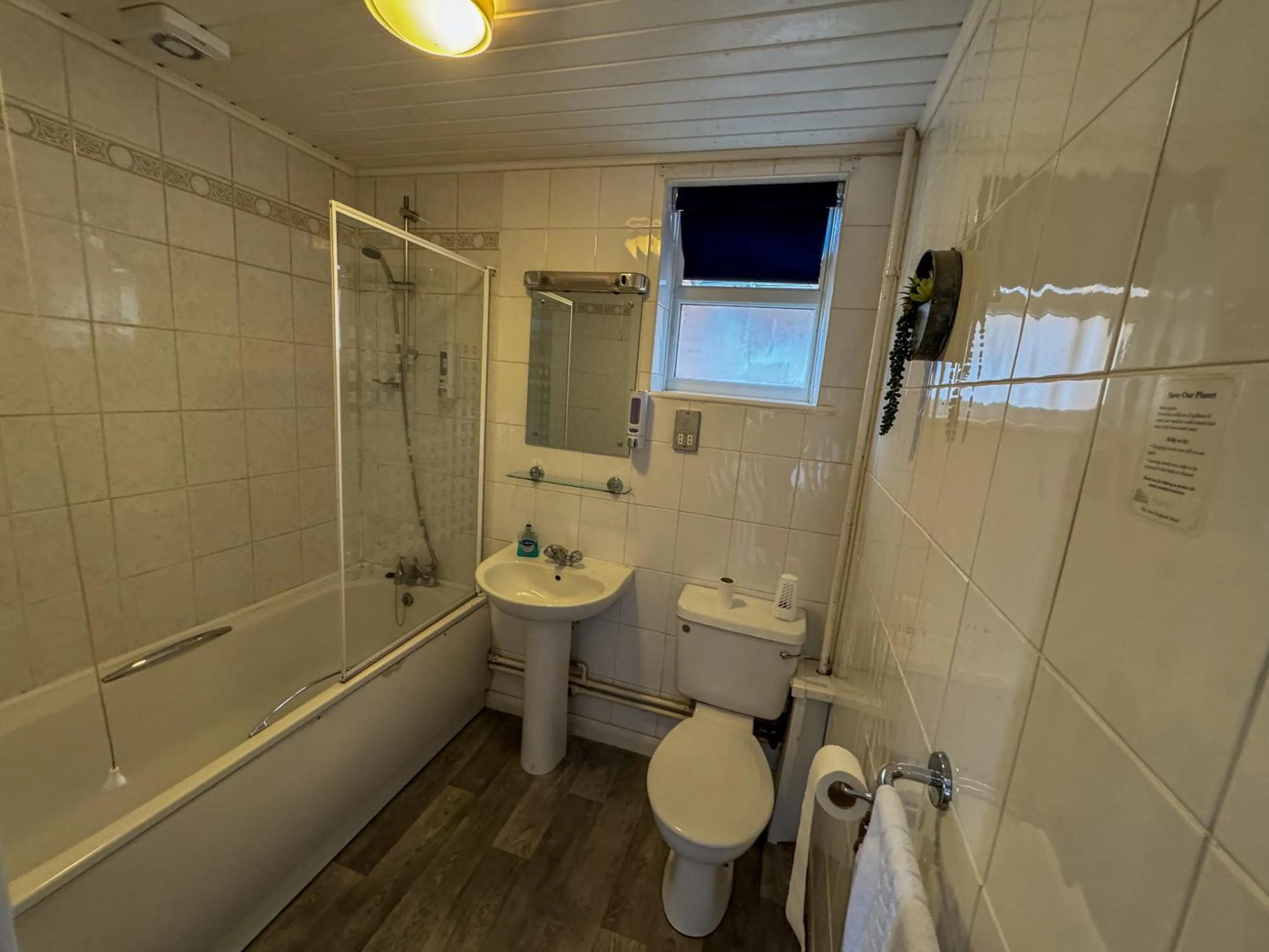 Bathroom in The New England Hotel