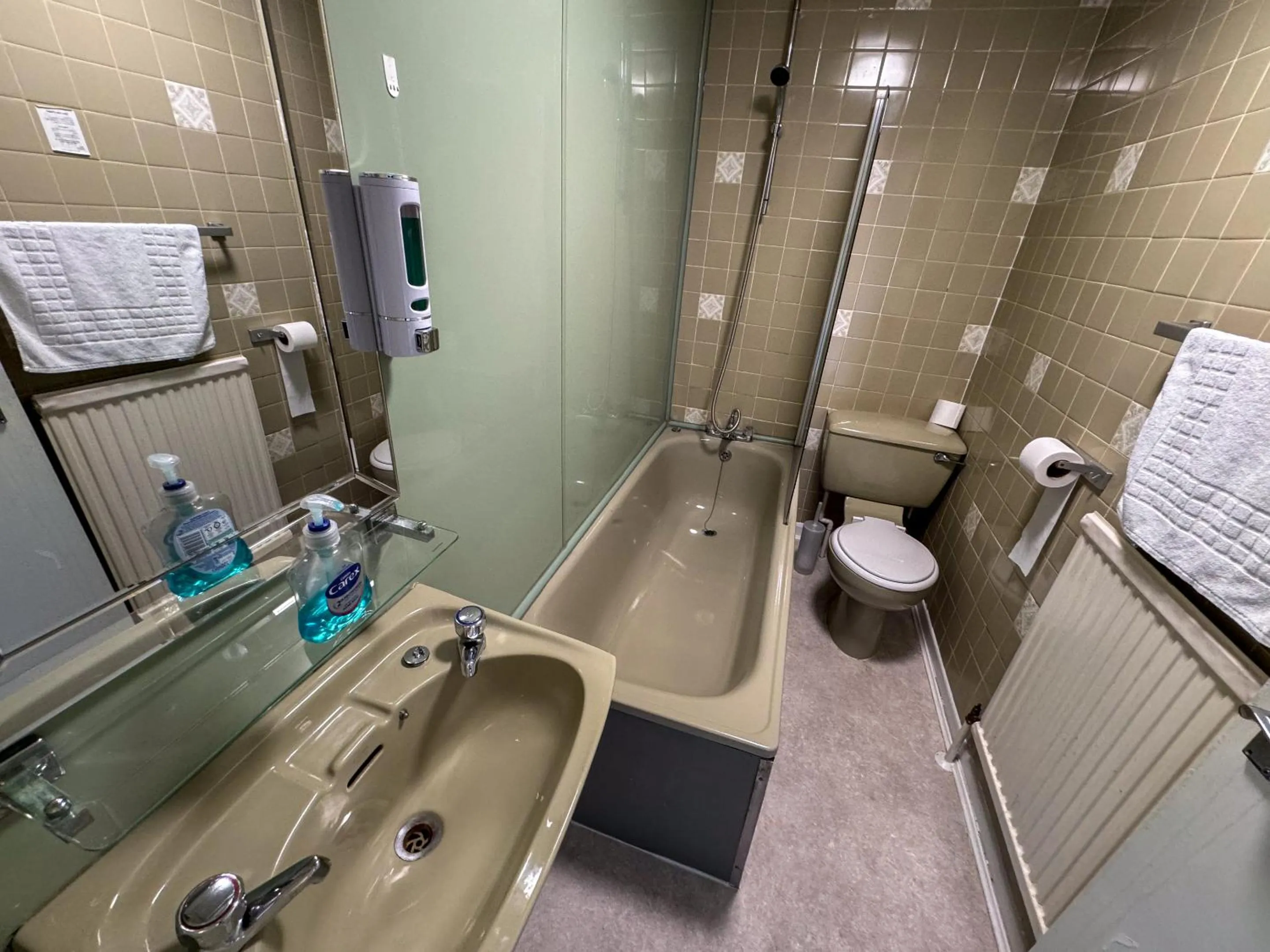 Bathroom in The New England Hotel