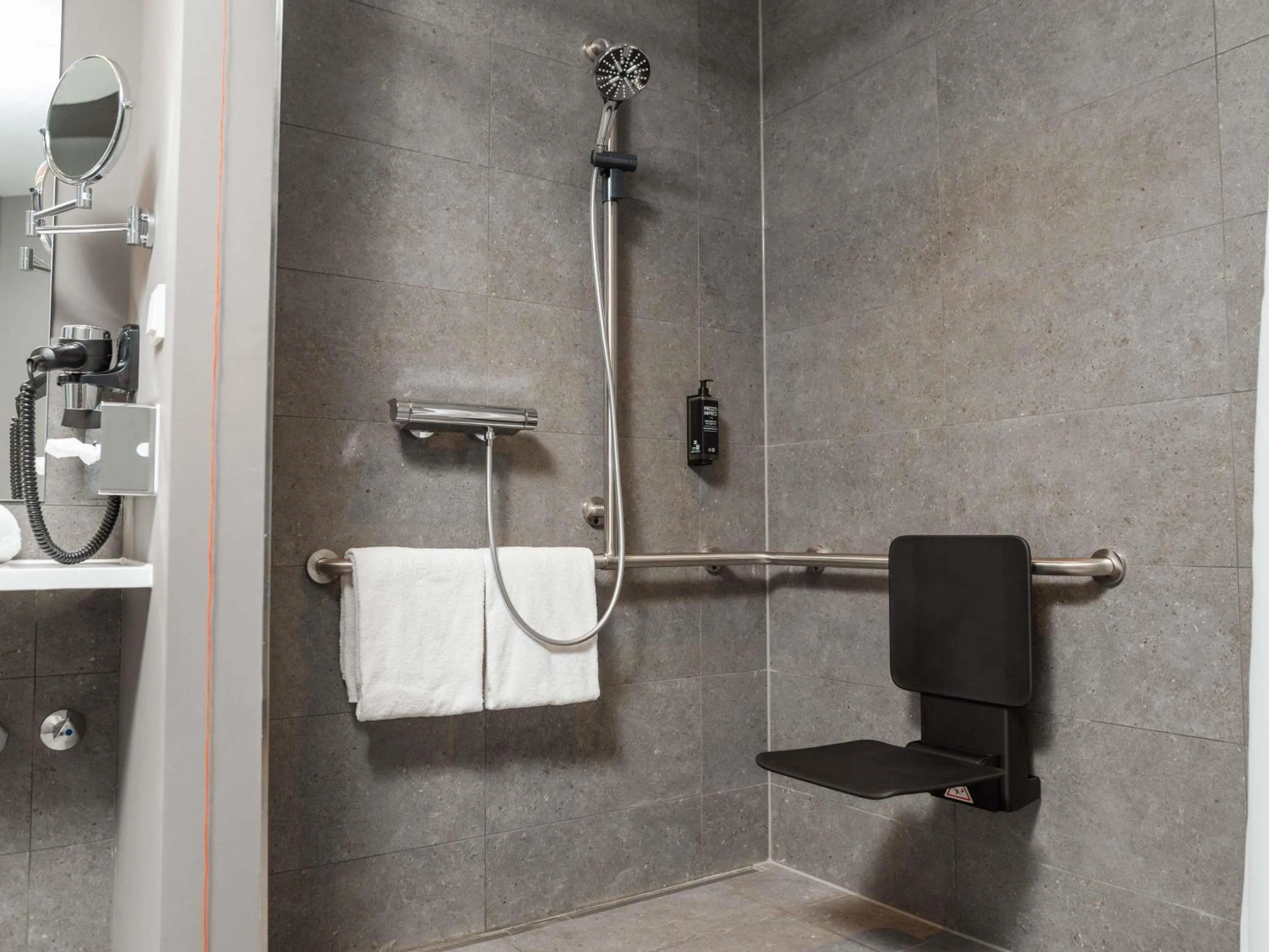 Bedroom in ibis Styles Neckarsulm