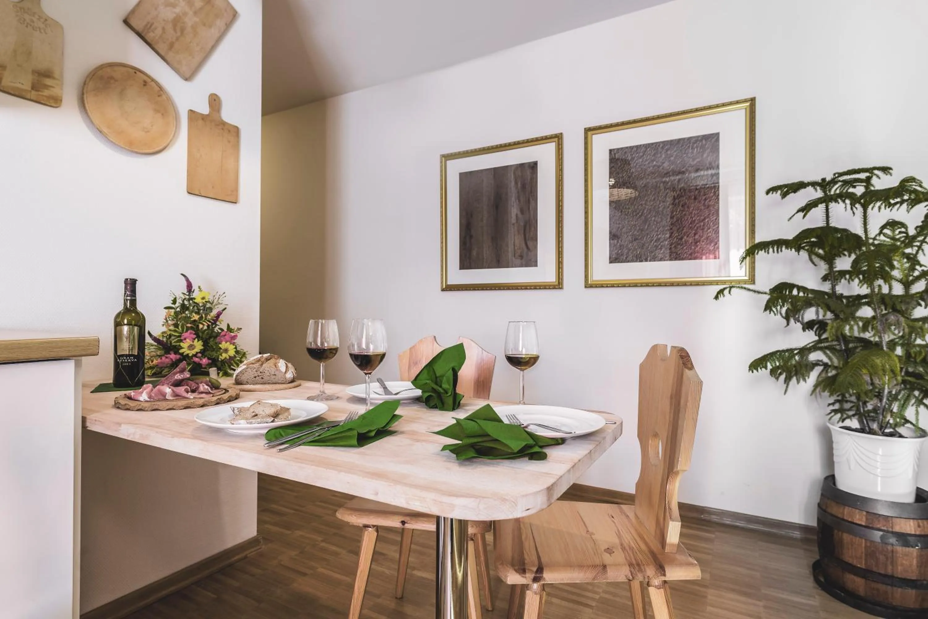 Kitchen or kitchenette in Apparthotel Bad Schandau by STEIGER Hotels