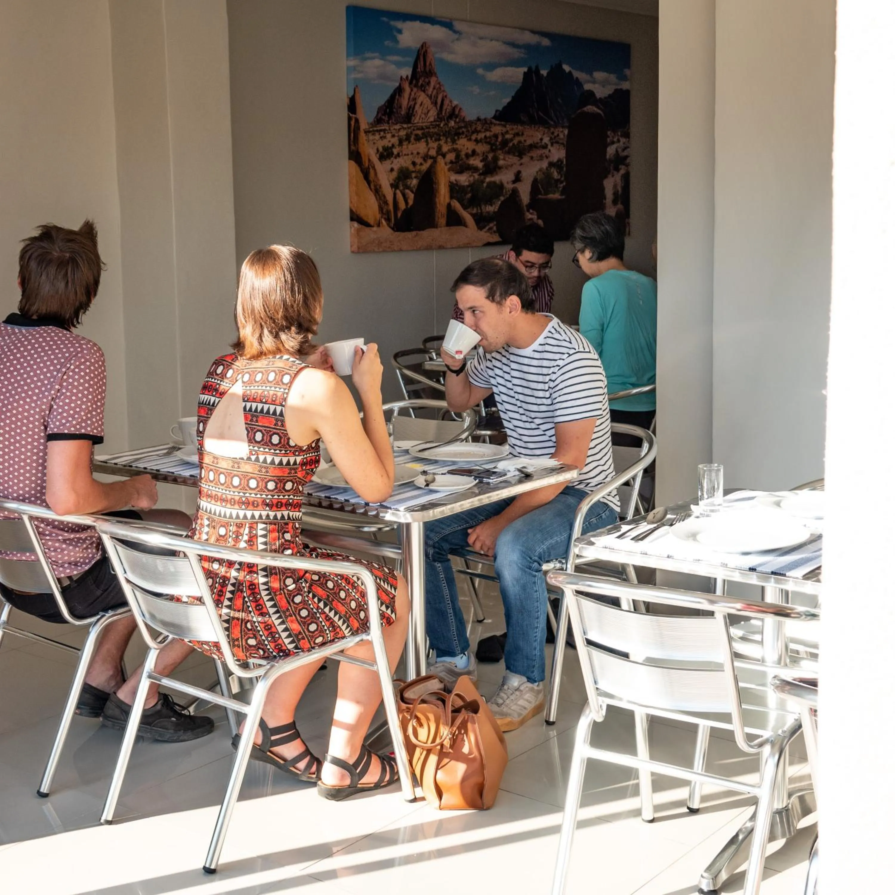 Restaurant/places to eat in Hillside Executive Accommodation