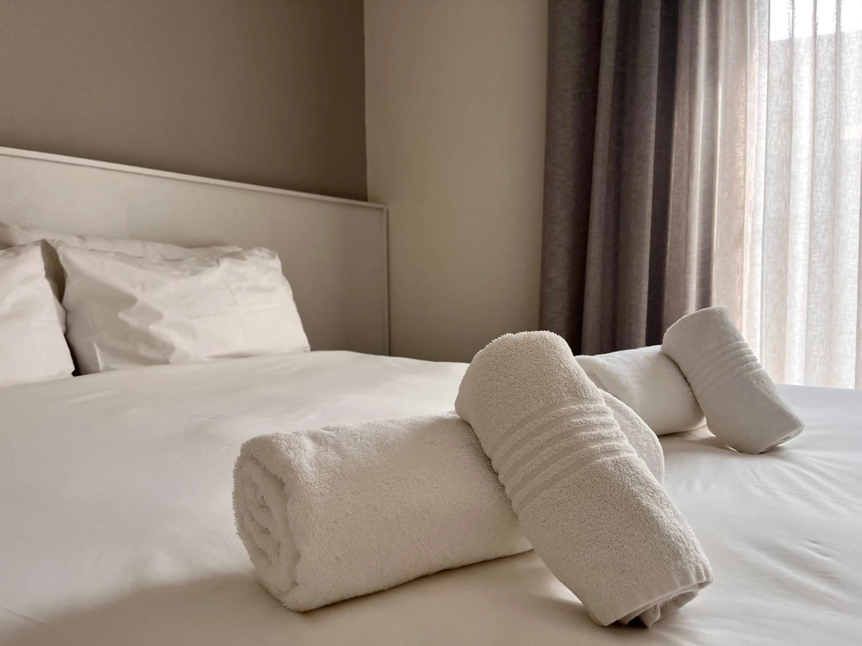 Bedroom, Bed in Hillside Executive Accommodation