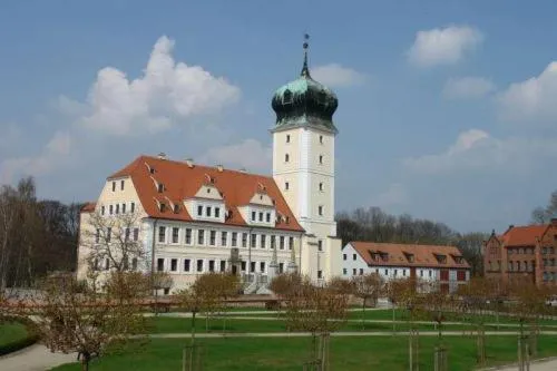 Area and facilities in Hotel-Pension Grüne Linde