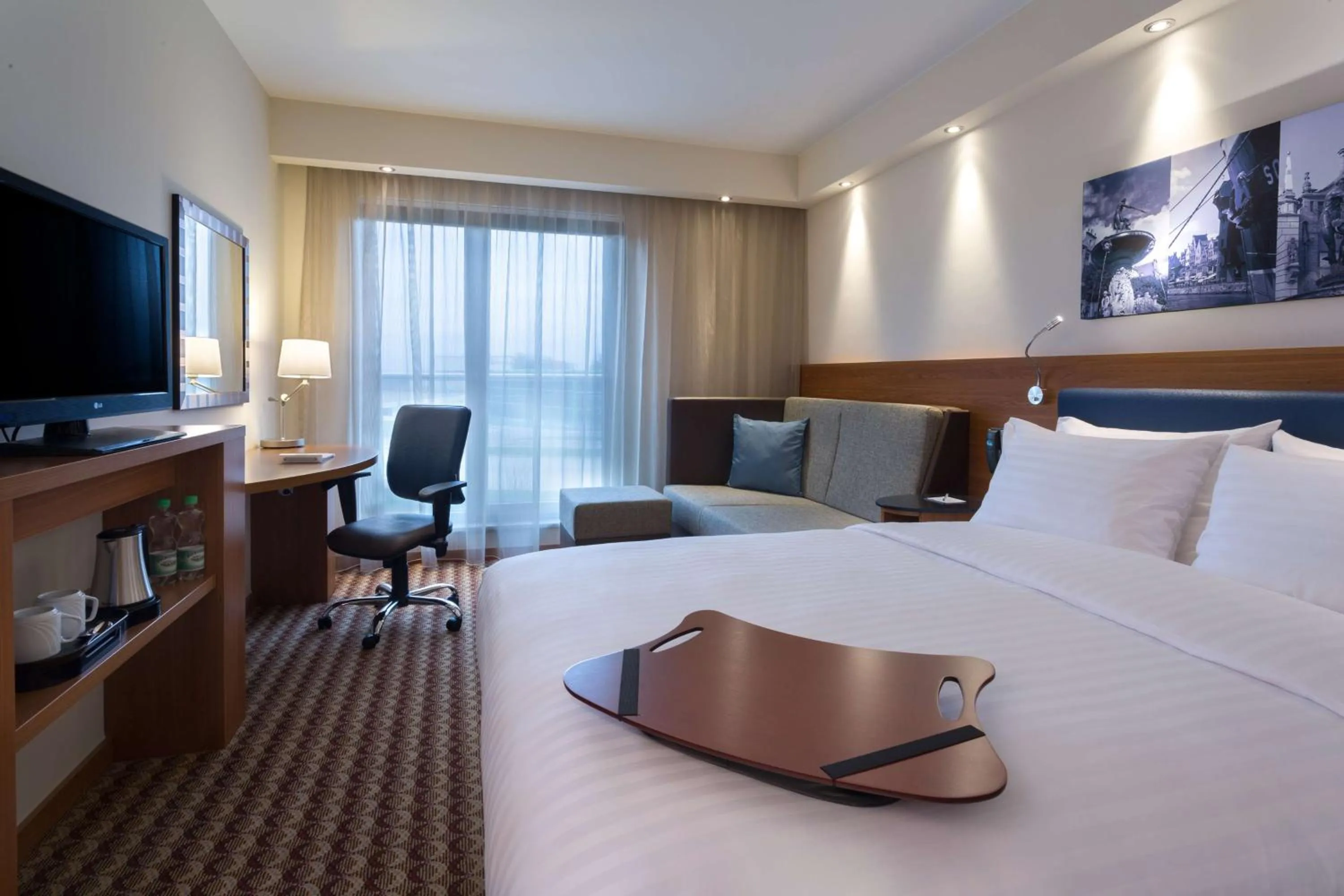 Bedroom, Bed in Hampton by Hilton Gdansk Airport