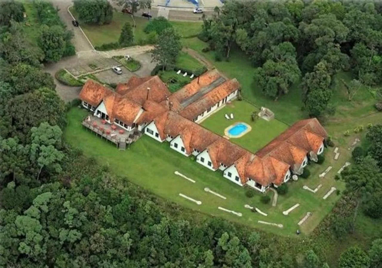 Property building in Hotel Pousada Joao de Barro