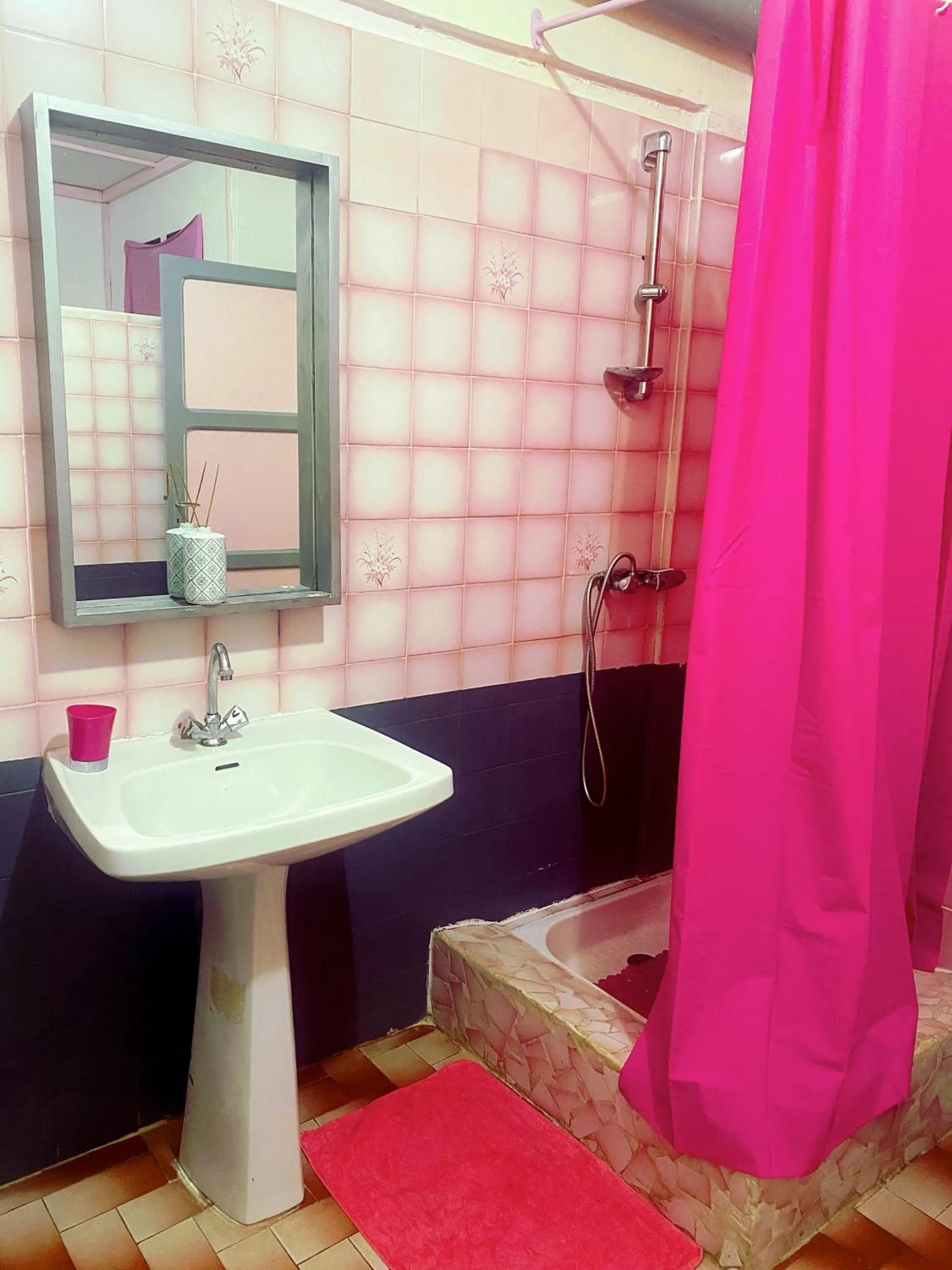 Shower in Auberge K-WAN Hostel - Proche Plages