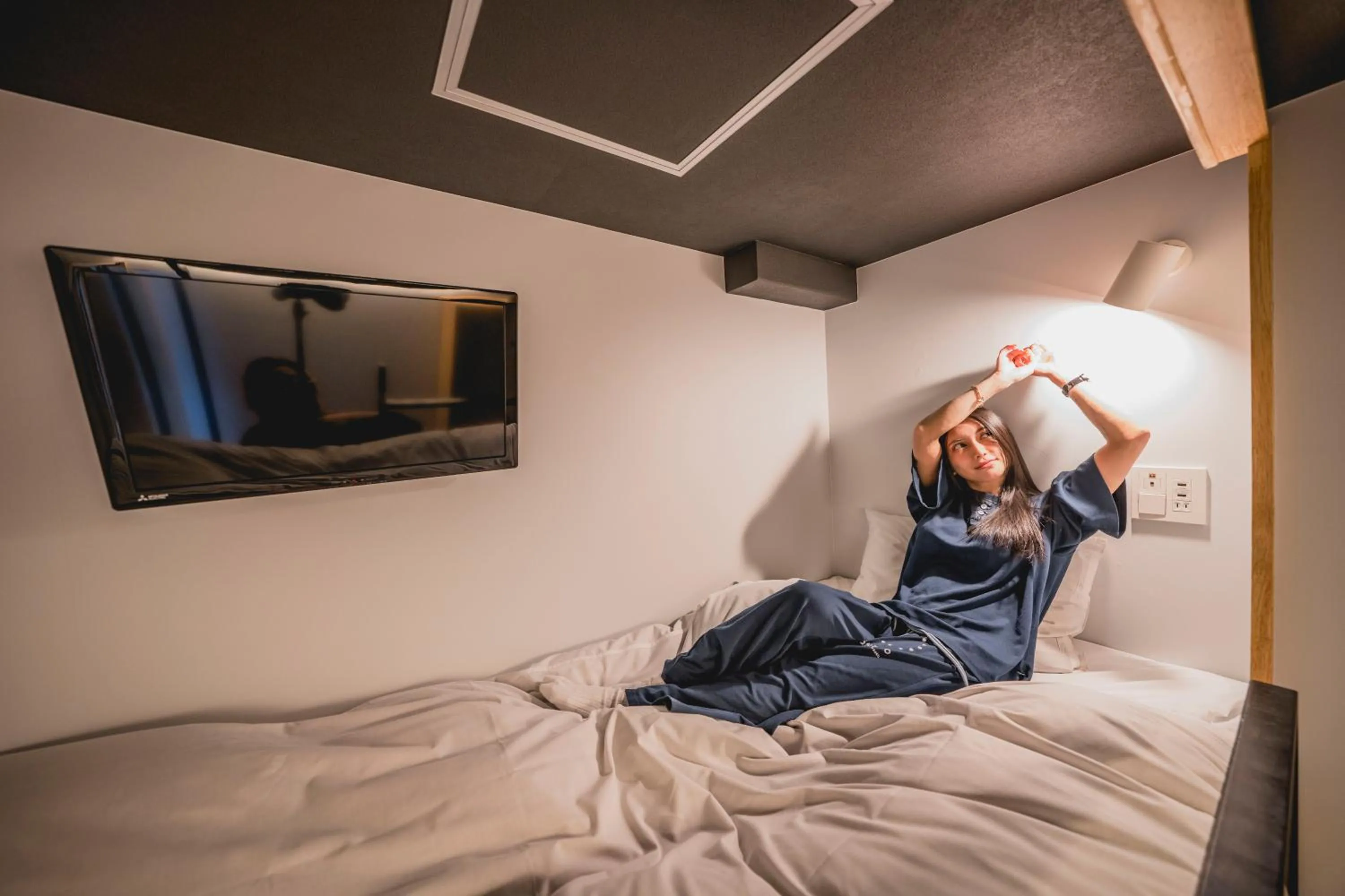 Photo of the whole room, Bed in hotel atarayo osaka