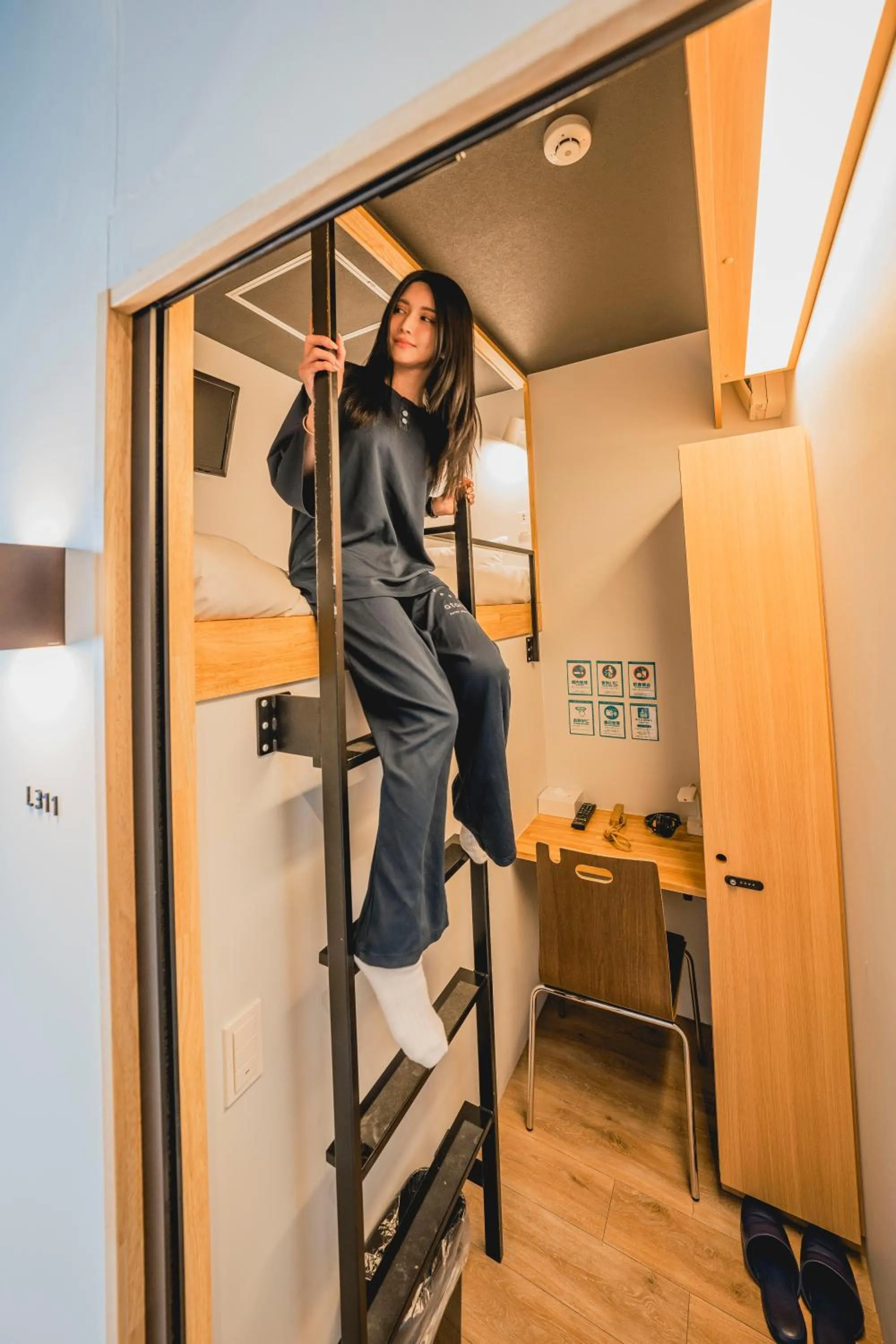 Photo of the whole room in hotel atarayo osaka