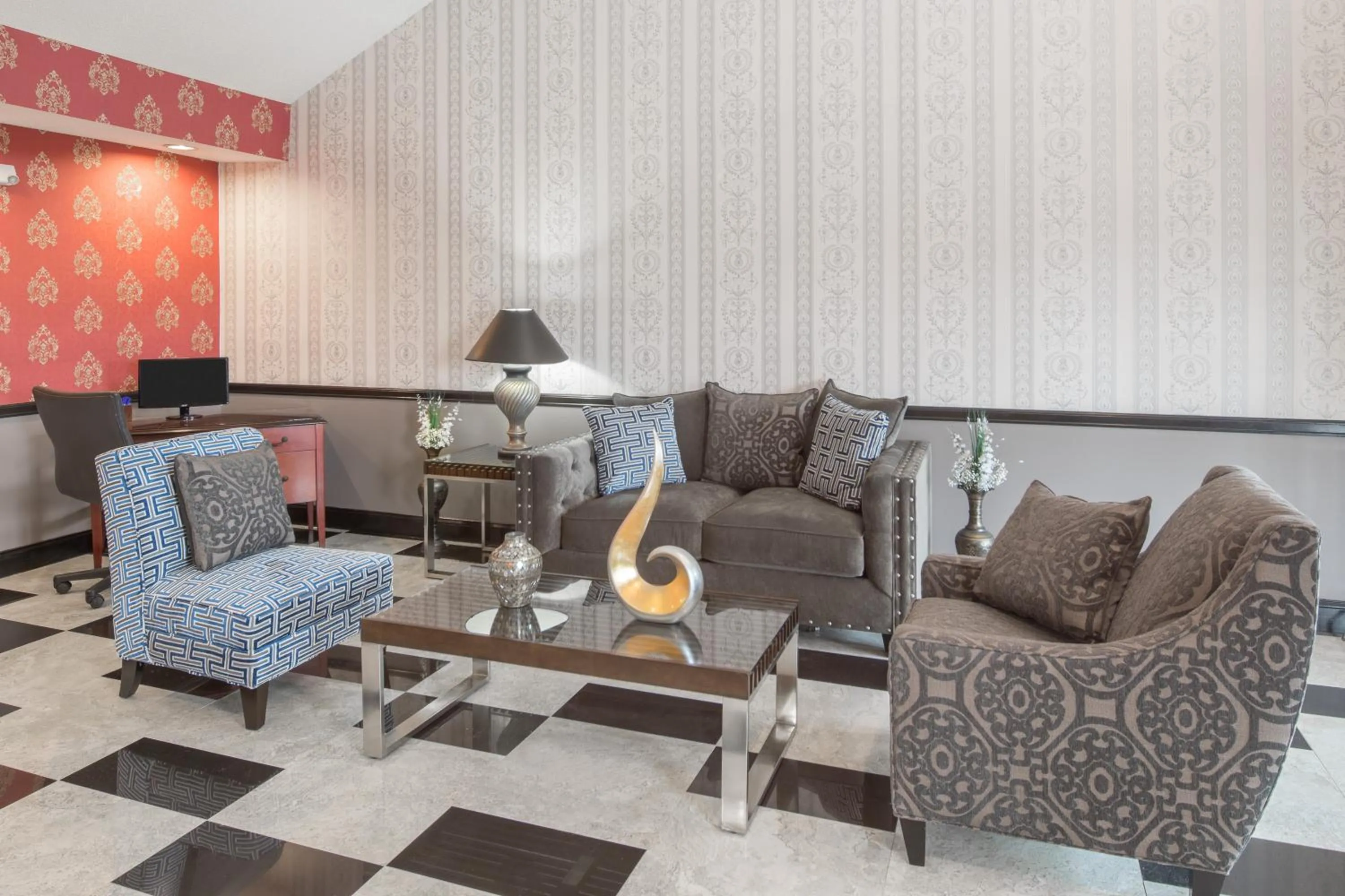 Lobby or reception in Baymont by Wyndham Cleveland