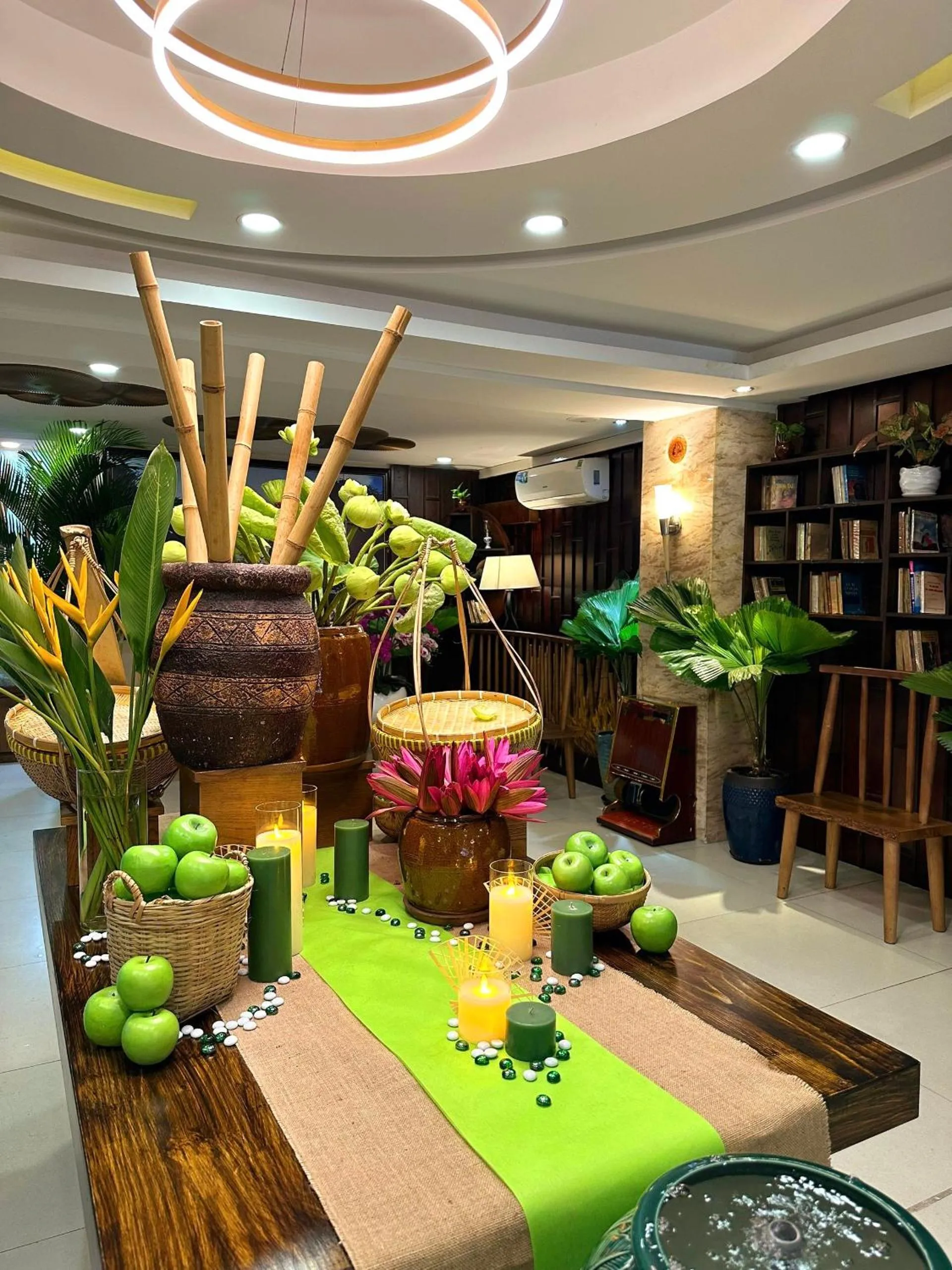 Library in Happy Life Green Hotel