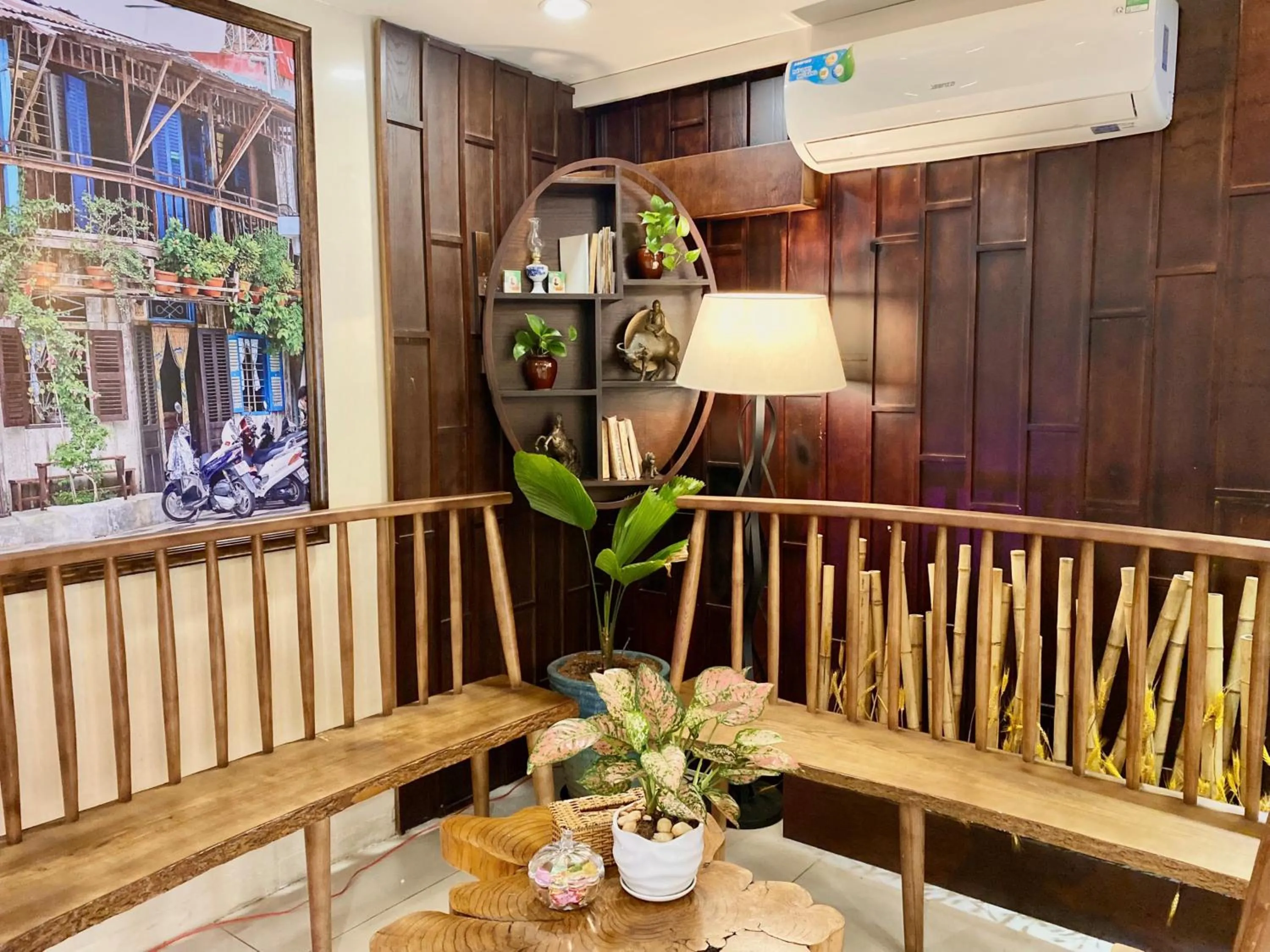 Decorative detail in Happy Life Green Hotel